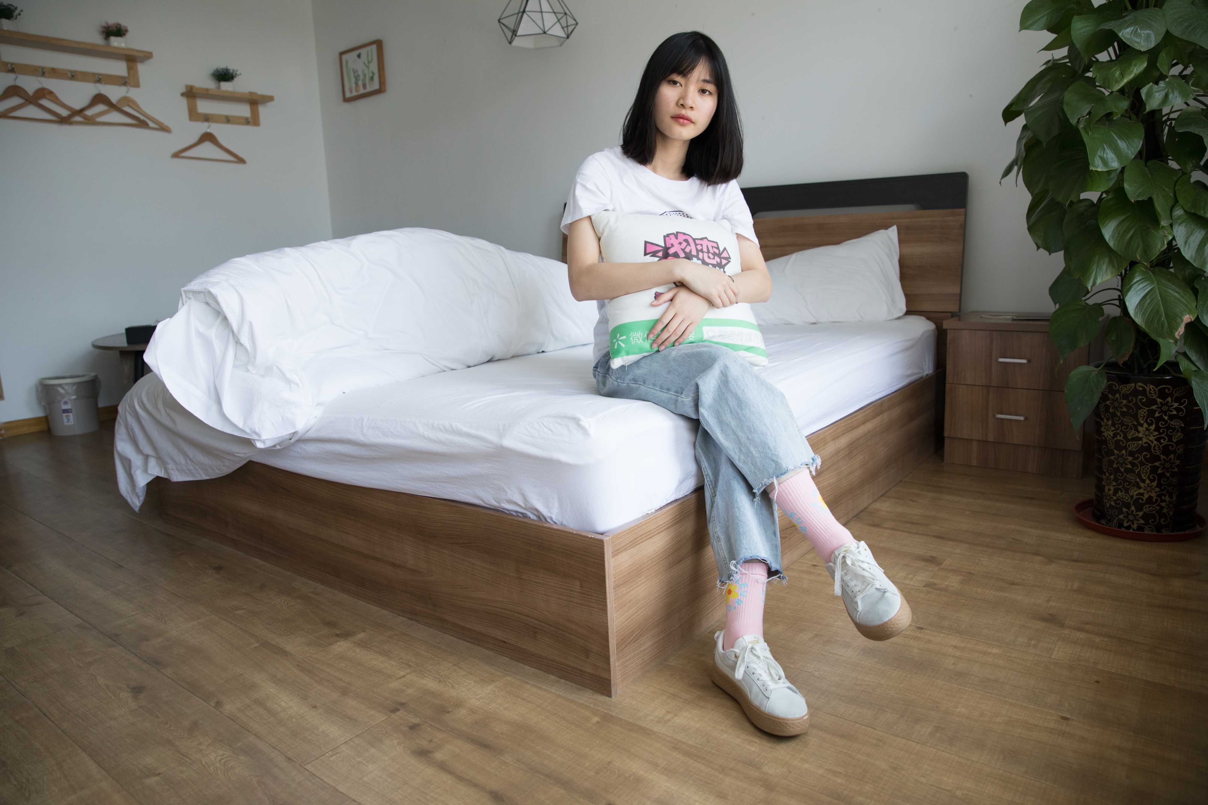 物恋传媒 No.175 晨曦-粉红色的回忆  [161P+1V3.89G]