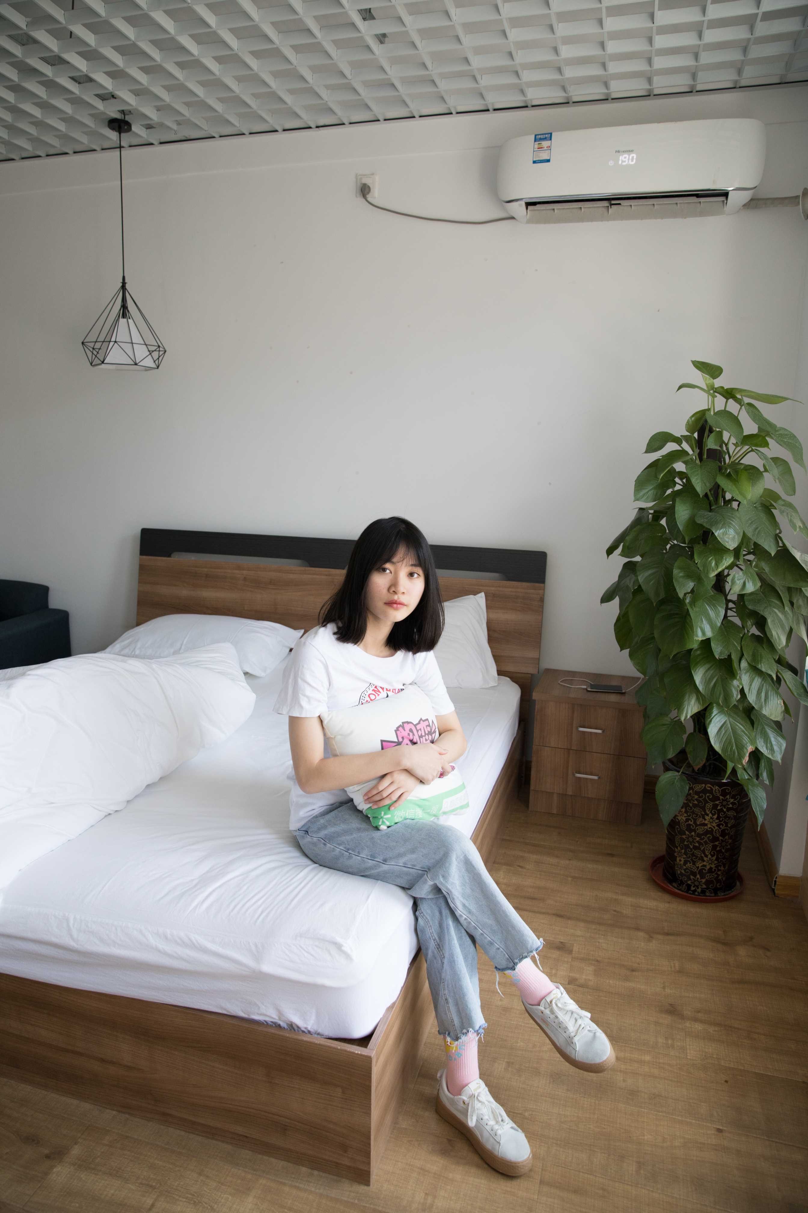 物恋传媒 No.175 晨曦-粉红色的回忆  [161P+1V3.89G]