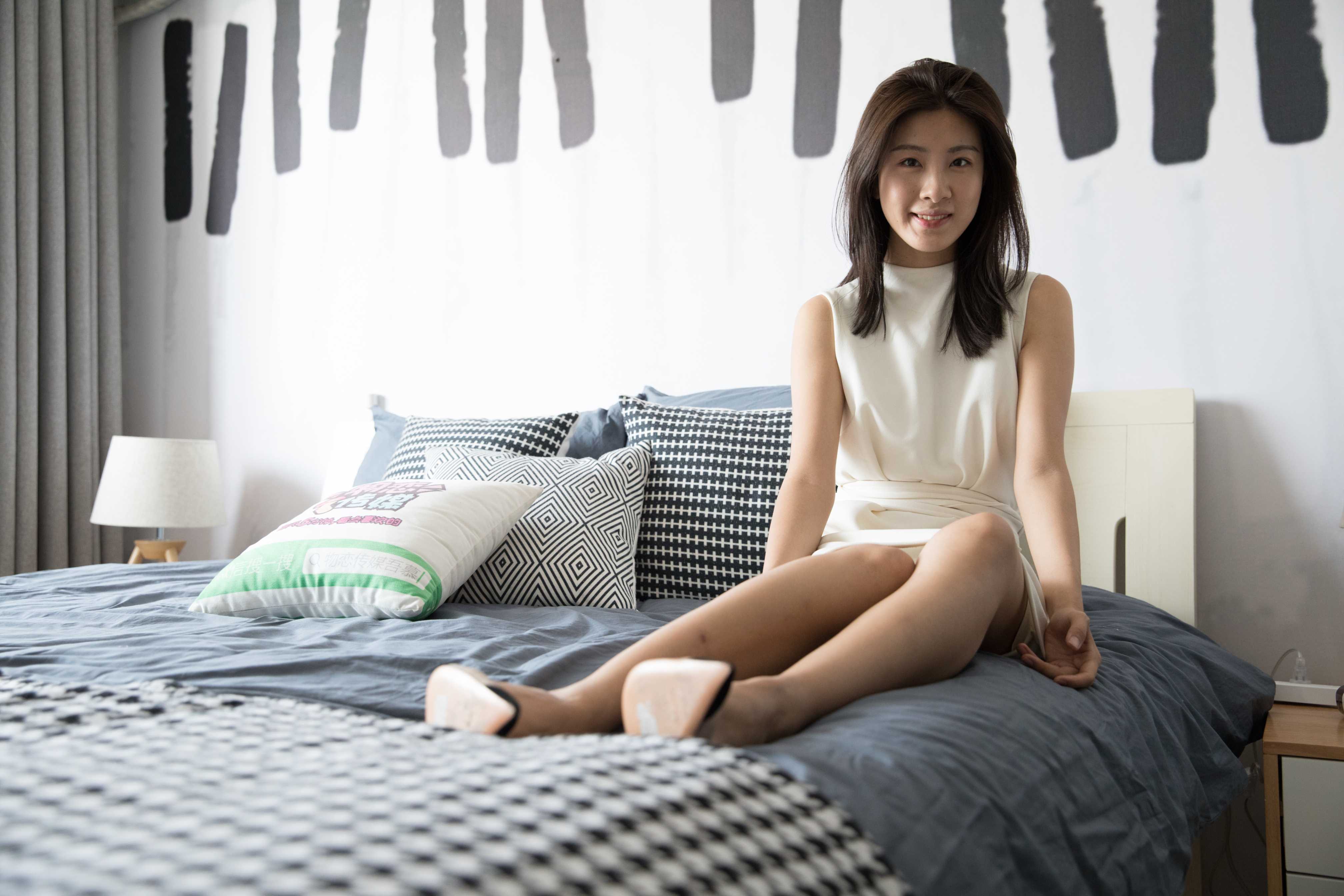 物恋传媒 No.186 柠檬-白色连衣裙配高跟鞋  [138P+1V3.8G]