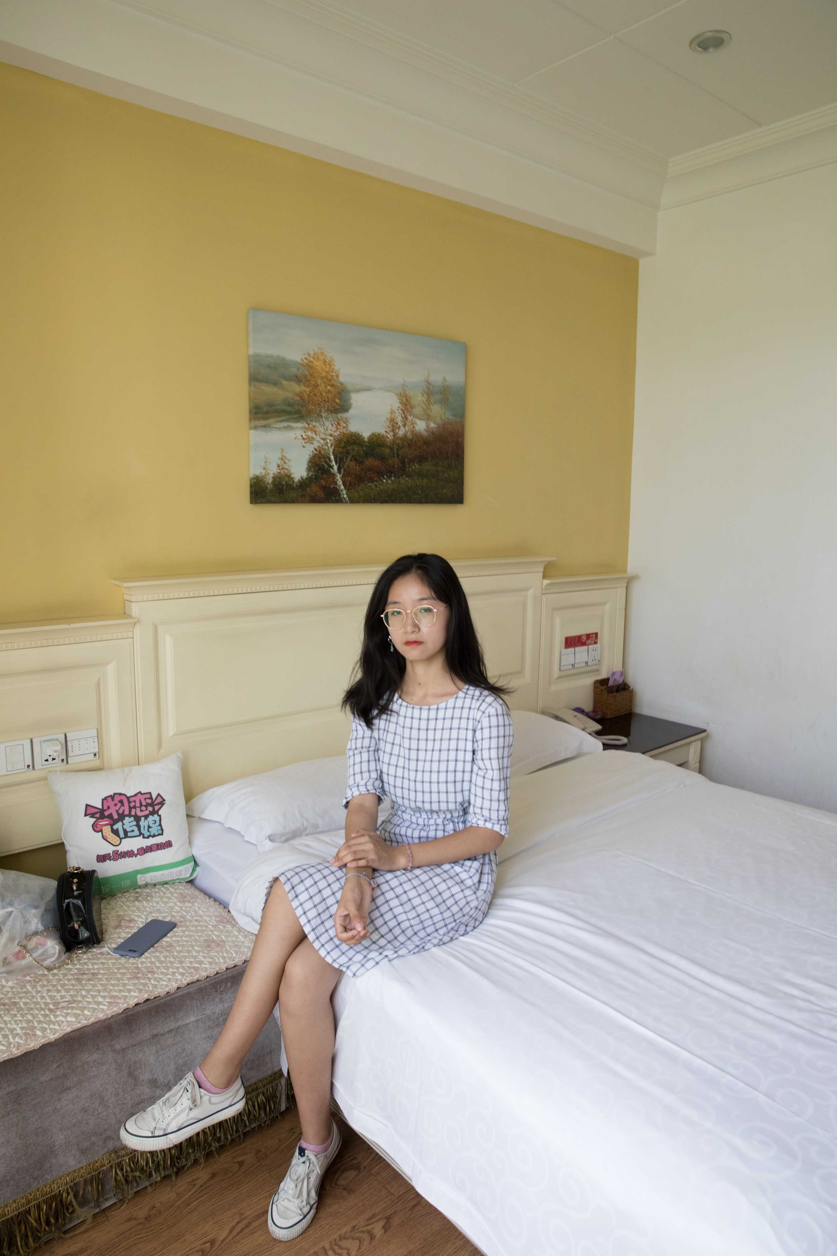 物恋传媒 No.190 小昭-氤氲书卷气  [230P+1V4.37G]