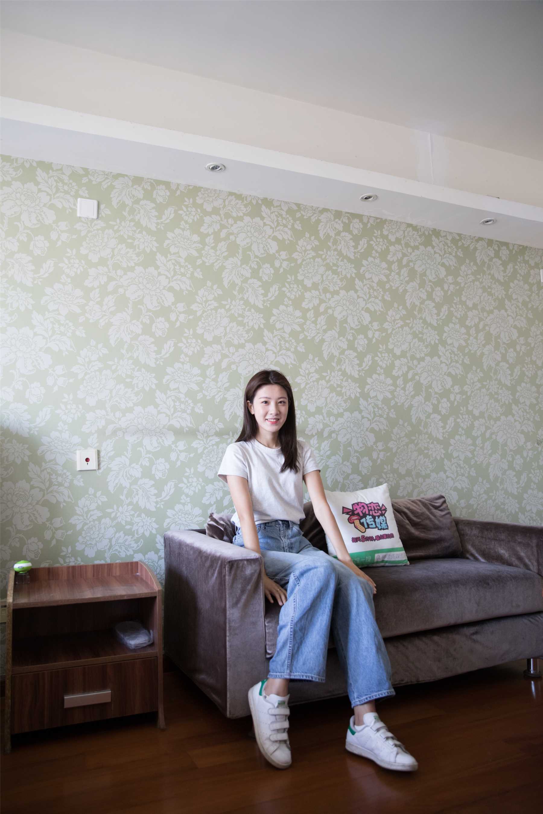 物恋传媒 No.200 柠檬-简单即是美  [276P+1V7.05G]