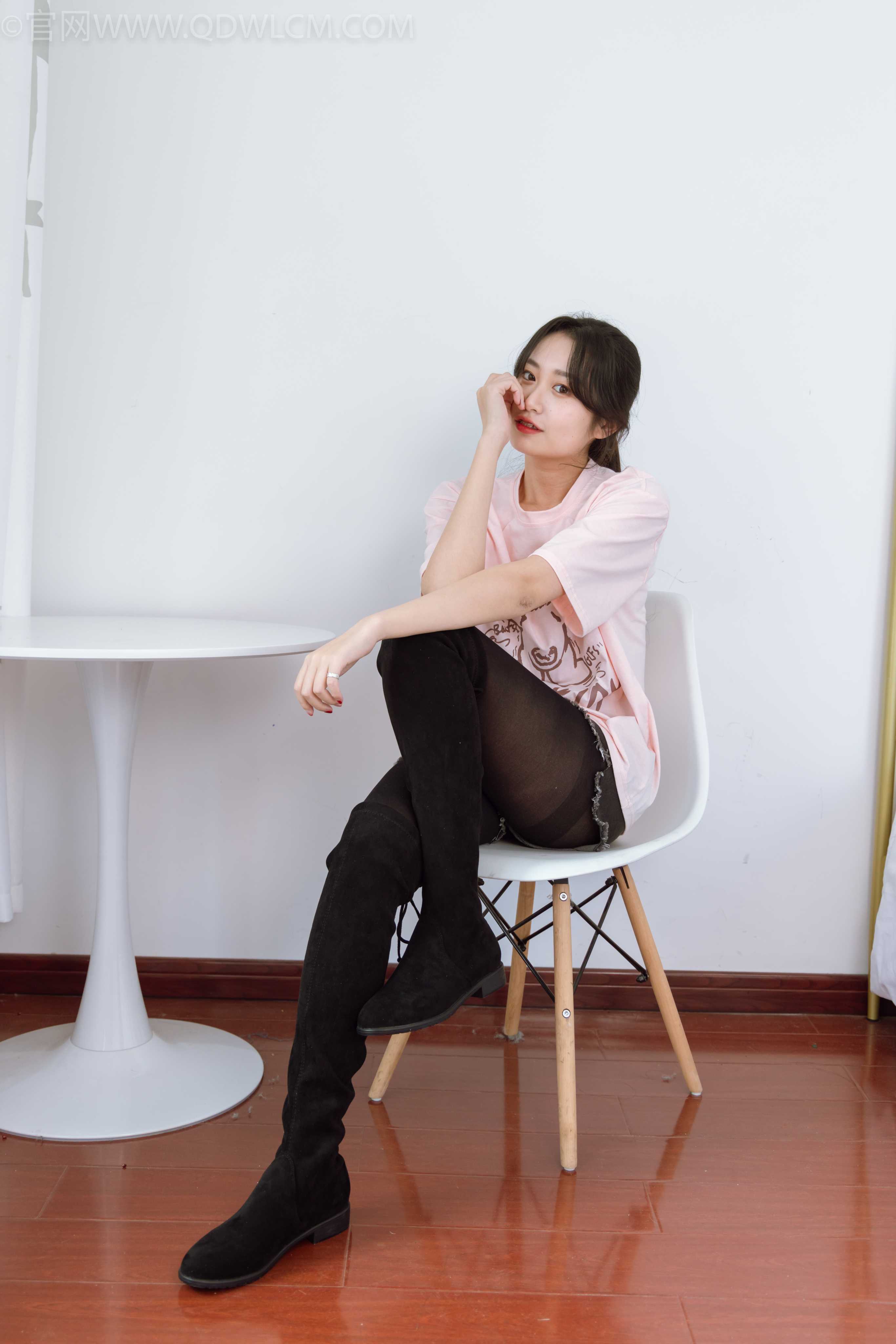 物恋传媒 NO.1115 小敏-冬日得遥望 [189P+1V／5.32GB]