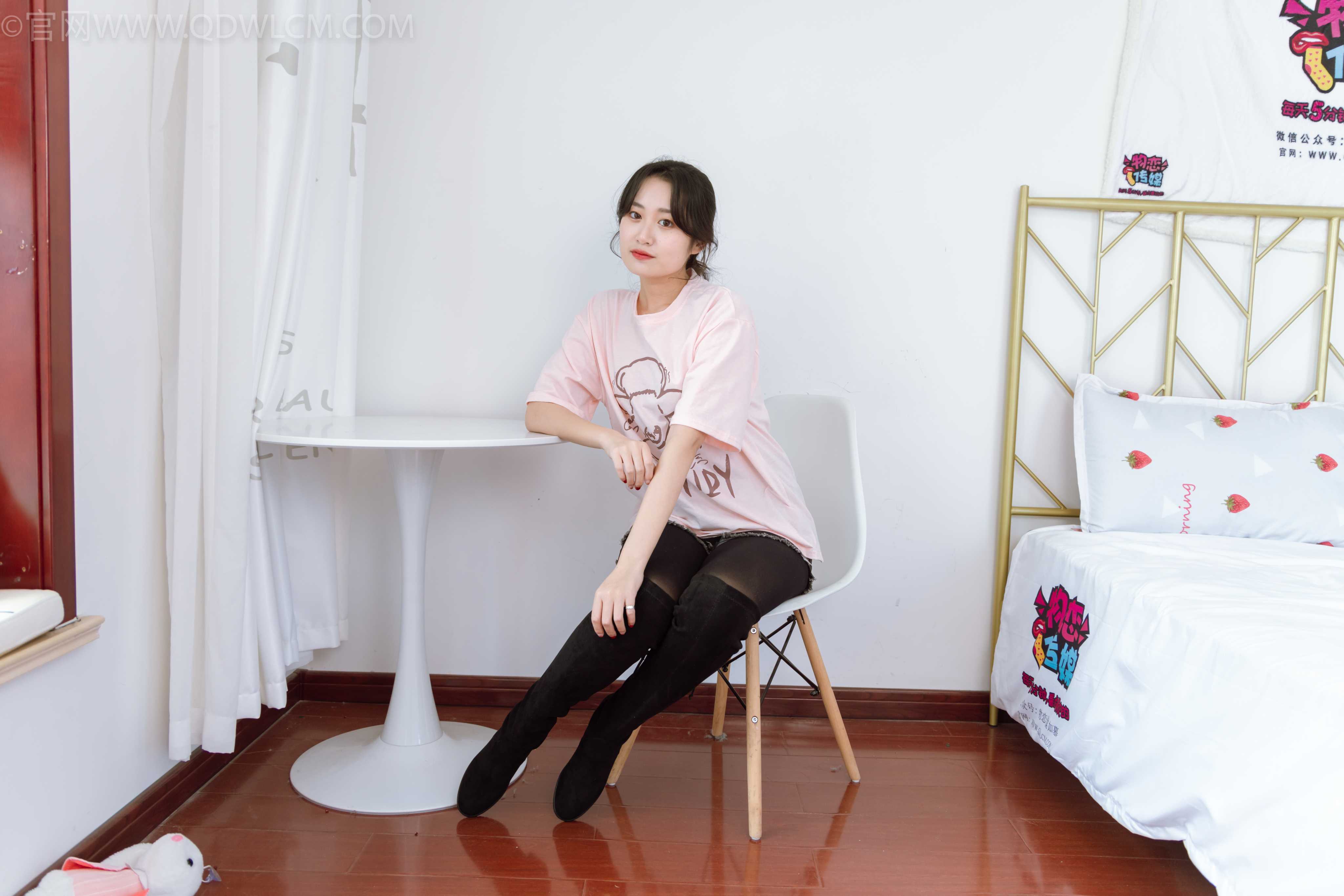 物恋传媒 NO.1115 小敏-冬日得遥望 [189P+1V／5.32GB]