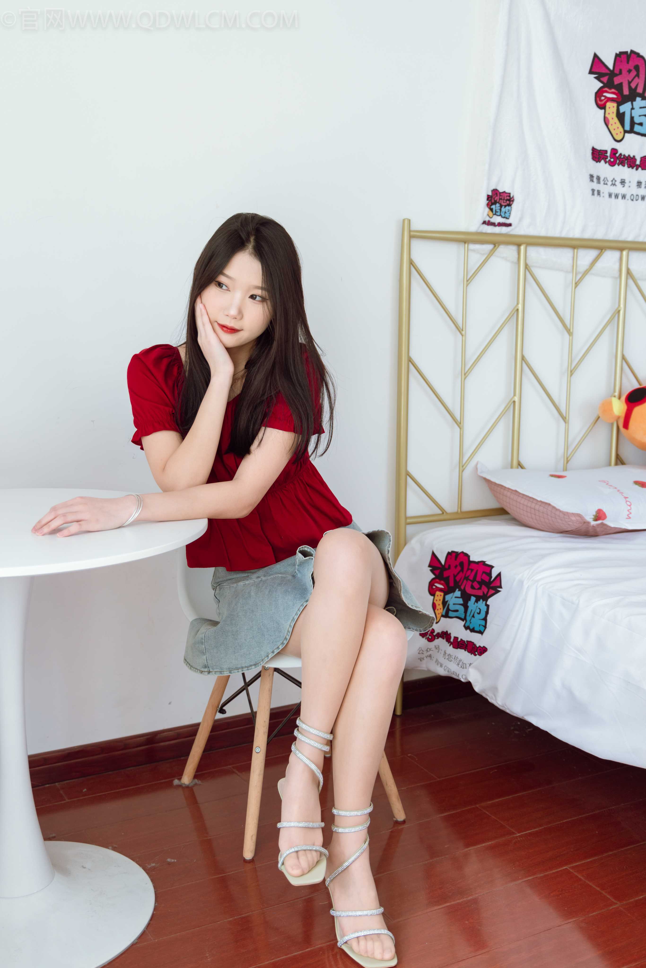 物恋传媒 NO.1130 小竹-优雅的红 [141P+1V／7.22GB]