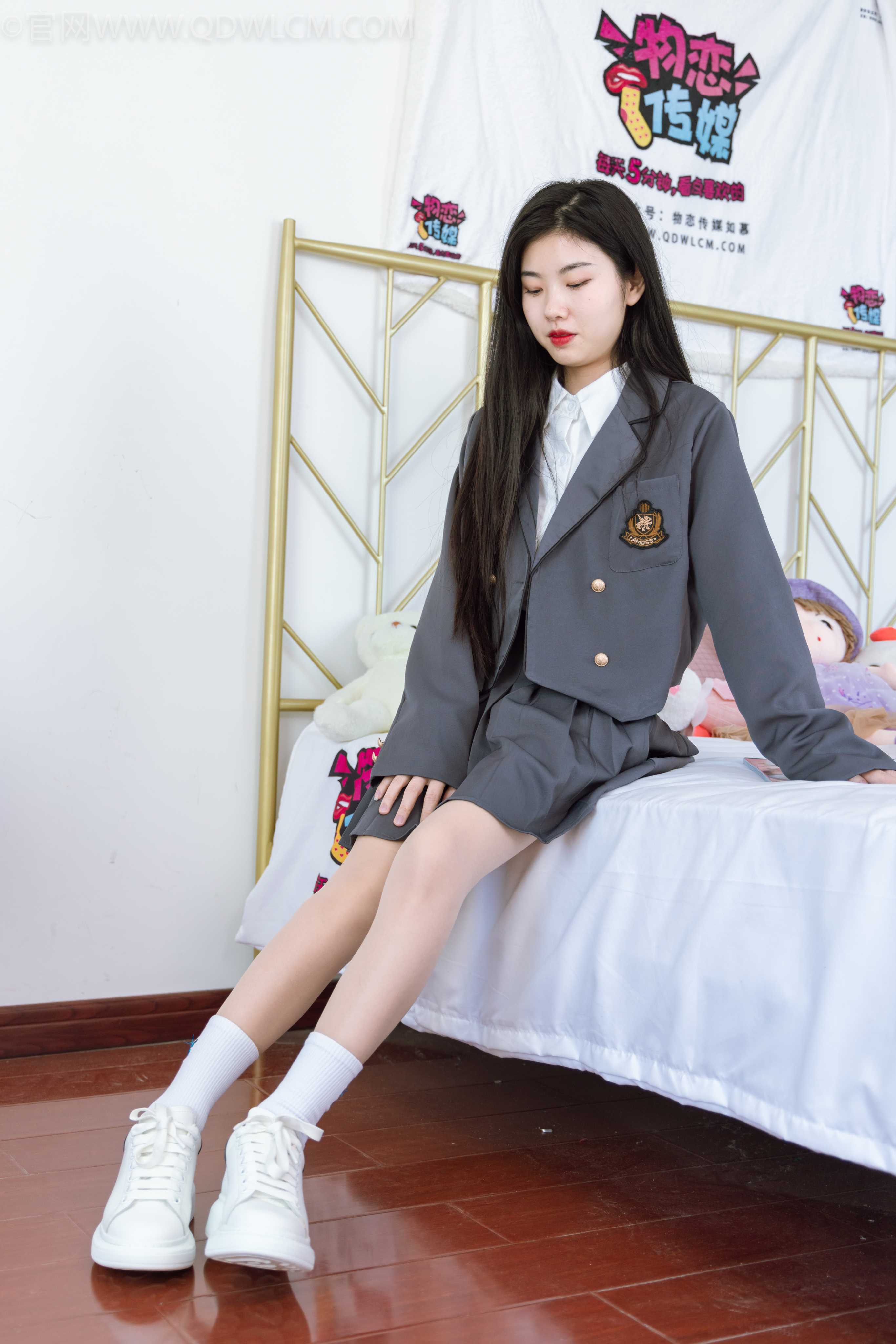 物恋传媒 NO.1132 米米-学院派 [140P+1V／3.99GB]