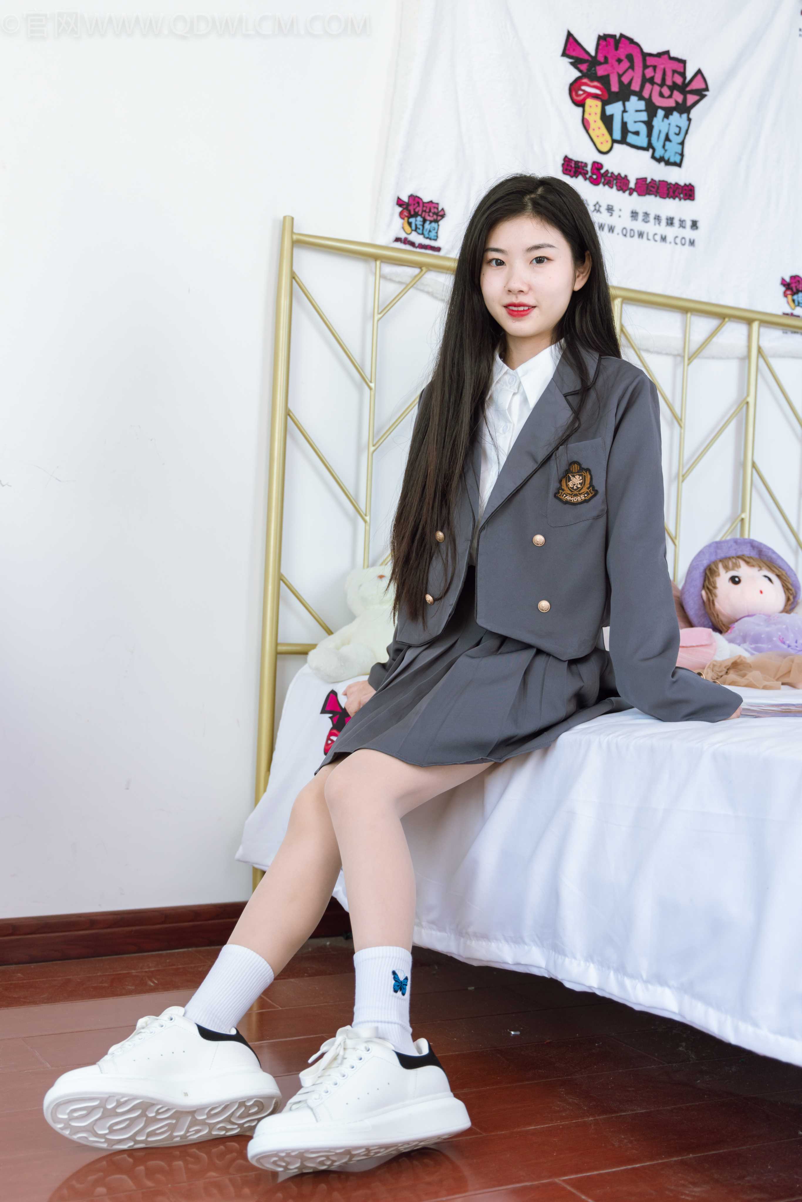 物恋传媒 NO.1132 米米-学院派 [140P+1V／3.99GB]