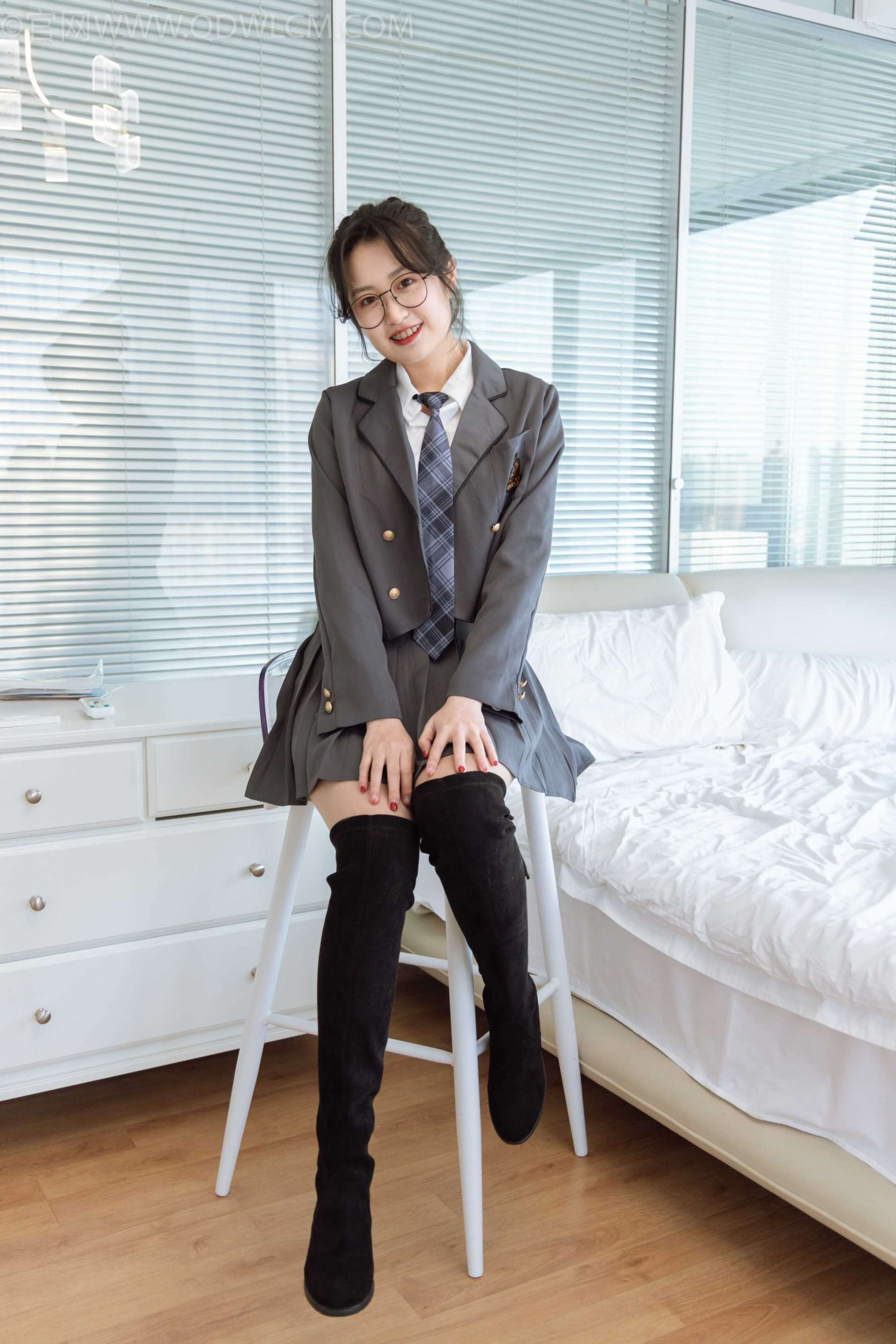 物恋传媒 NO.1157 小敏-雨中的伞 [140P+1V／4.08GB]