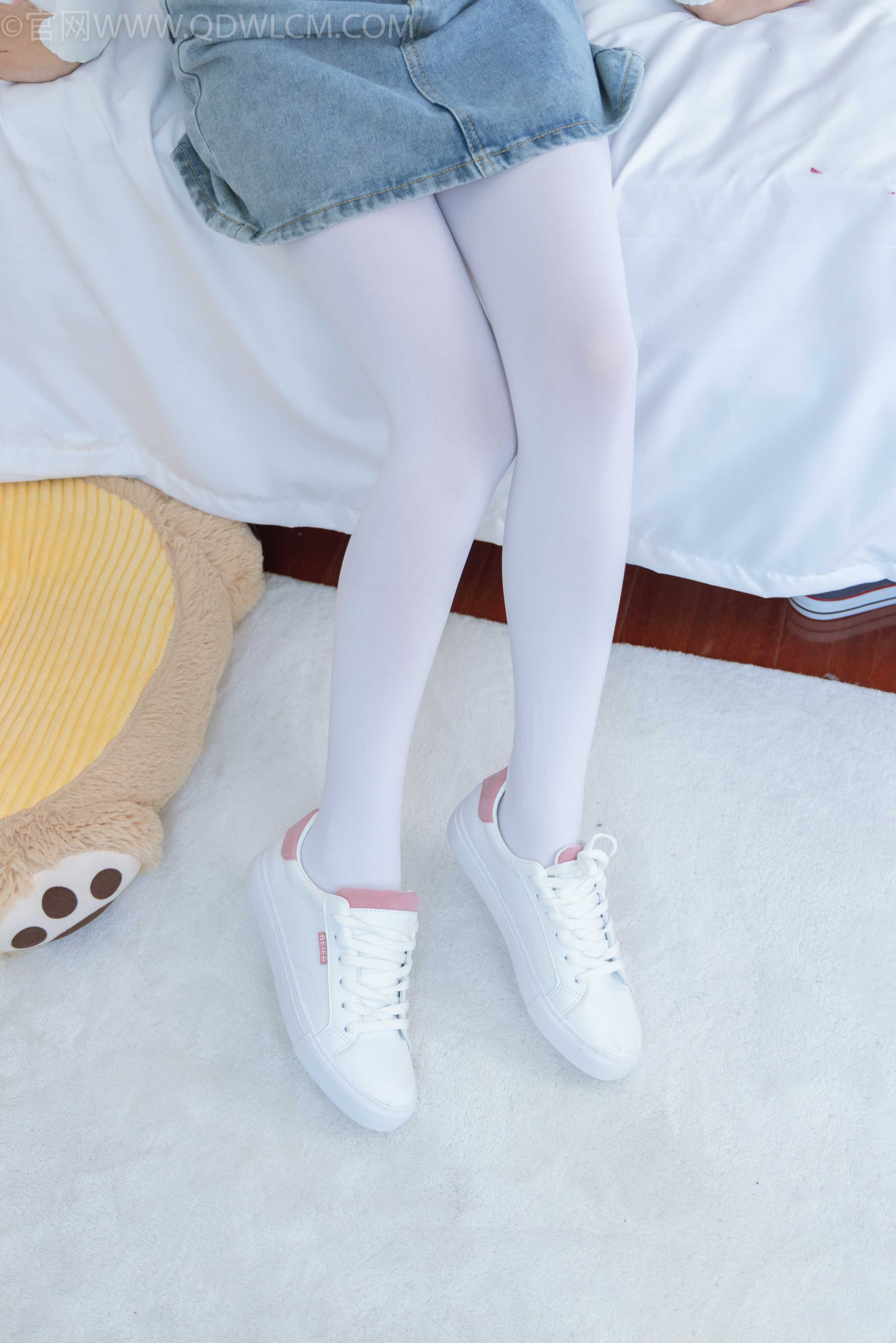 物恋传媒 NO.1161 米米-白色恋歌 [150P+1V／4.05GB]