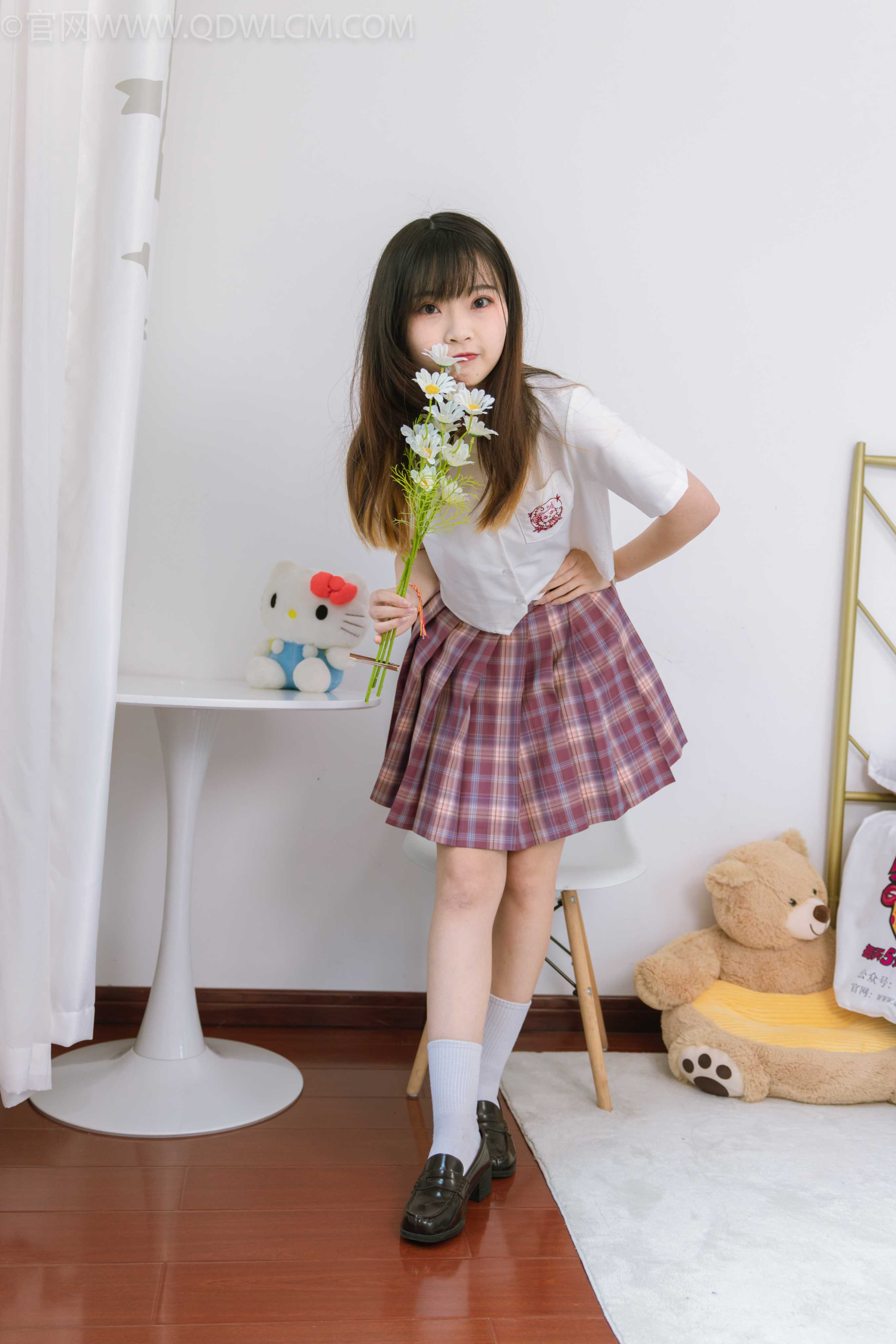 物恋传媒 NO.1164 挽挽-校园少女 [150P+1V／4.20GB]