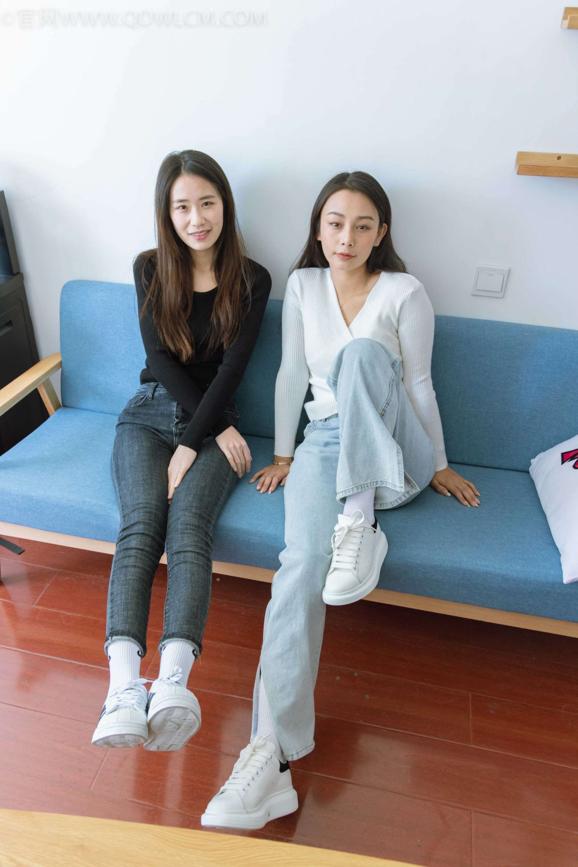 物恋传媒 NO.1176 菜菜&岚岚-闺蜜日常 [148P+1V／8.81GB] 插图5