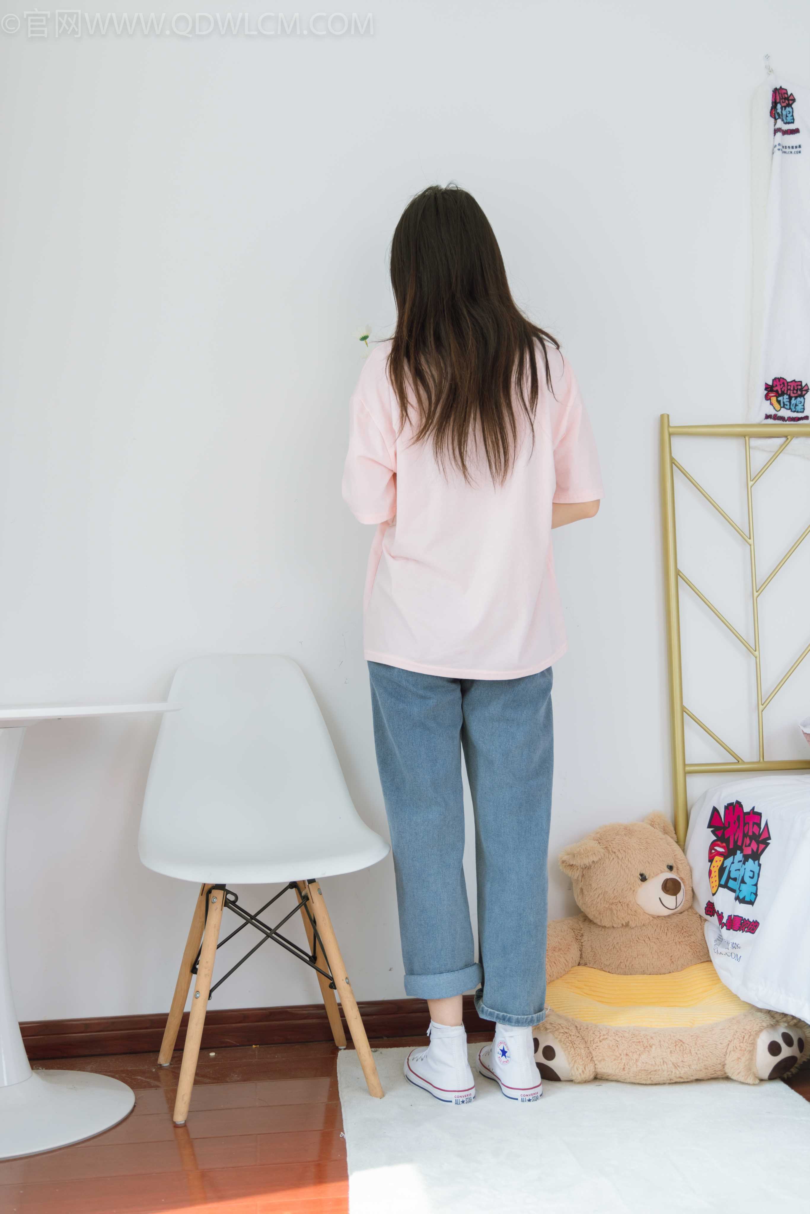 物恋传媒 NO.1185 然然-匡威帆布鞋白色短棉袜 [150+1V／3.99GB]