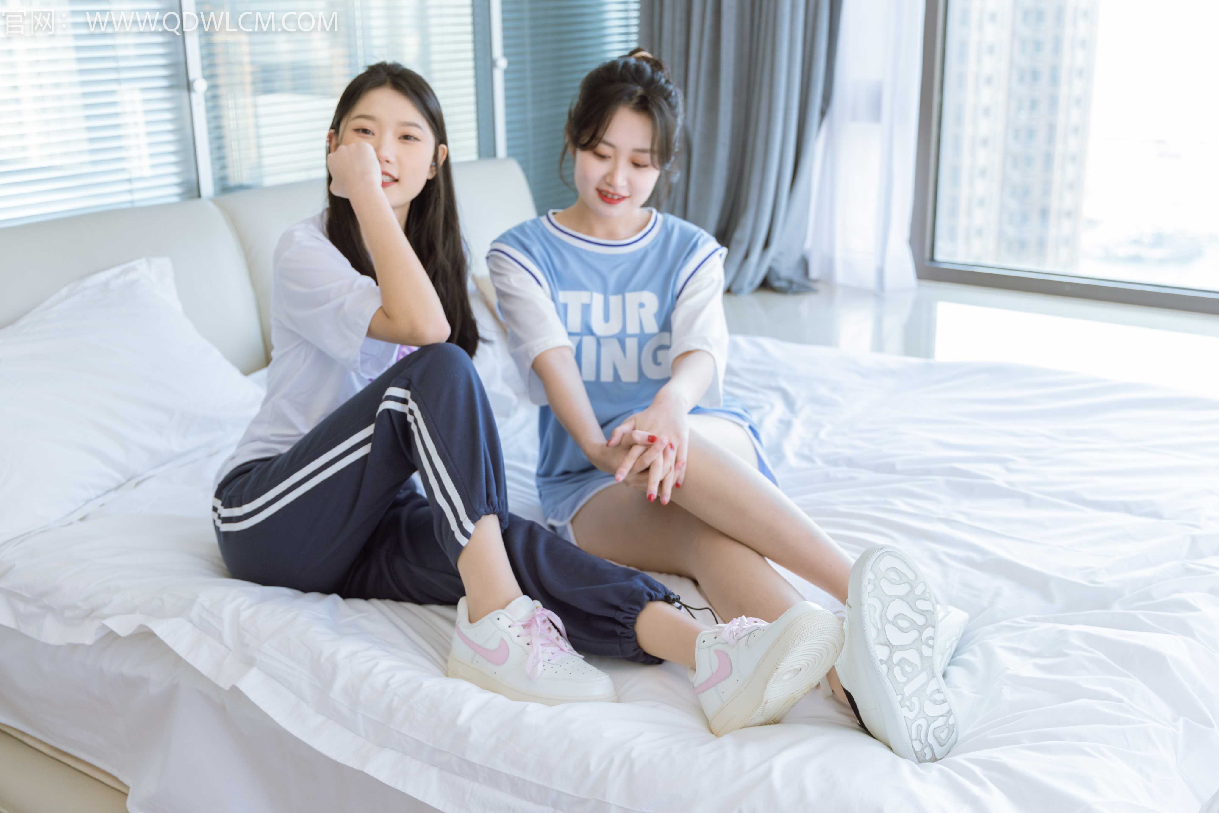 物恋传媒 NO.1219 小竹&小敏-闺蜜时光 [141P-3.8G]