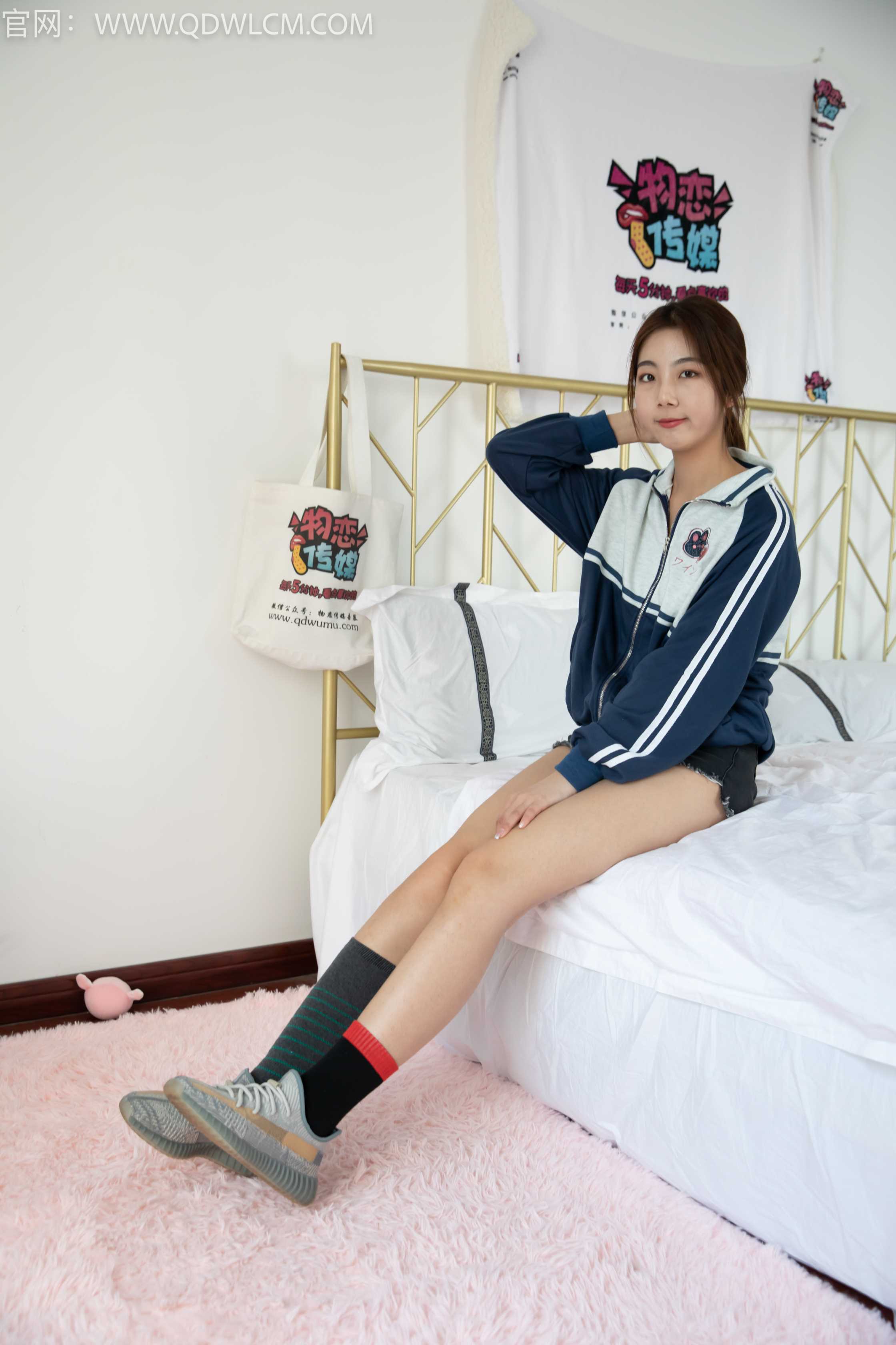 物恋传媒 NO.1232 心心-奔跑吧少女 [132P+1V／4.30G]