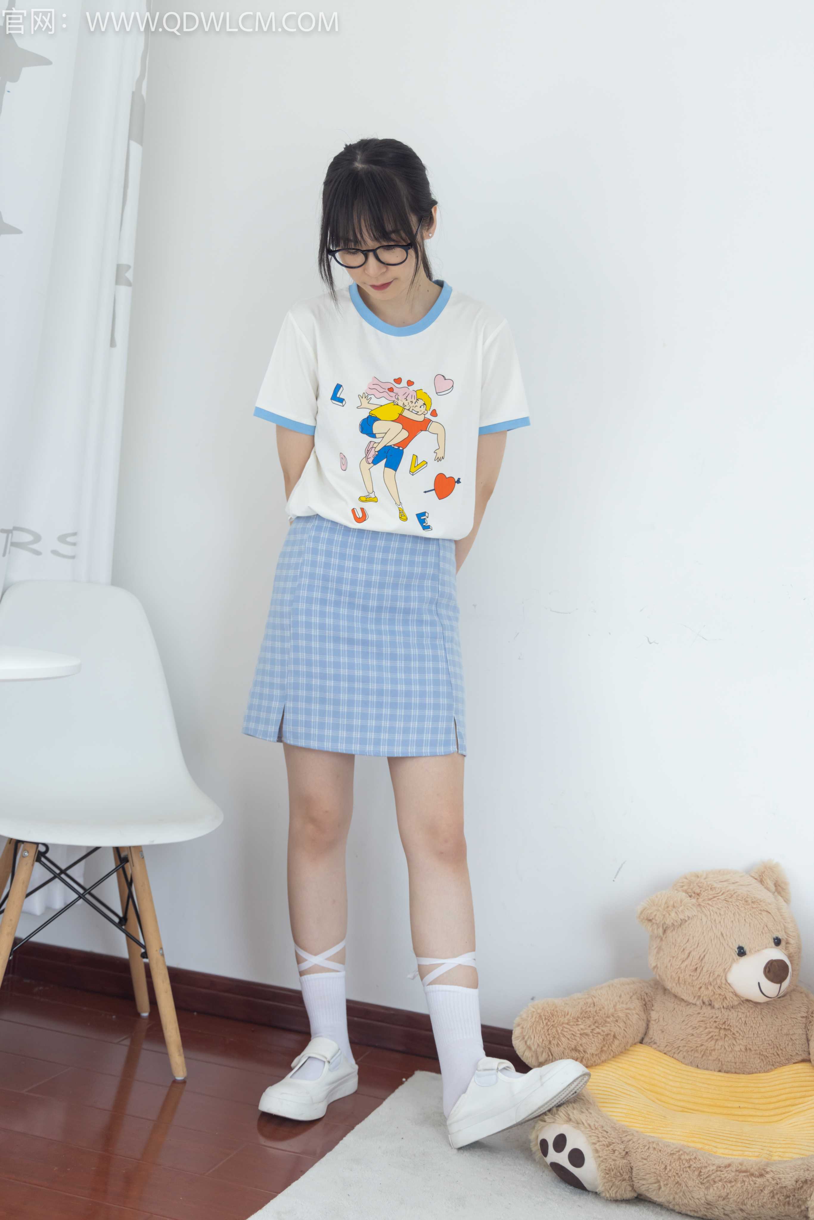 物恋传媒 NO.1248 兮兮-生于尘埃 [150P+1V／3.53G]