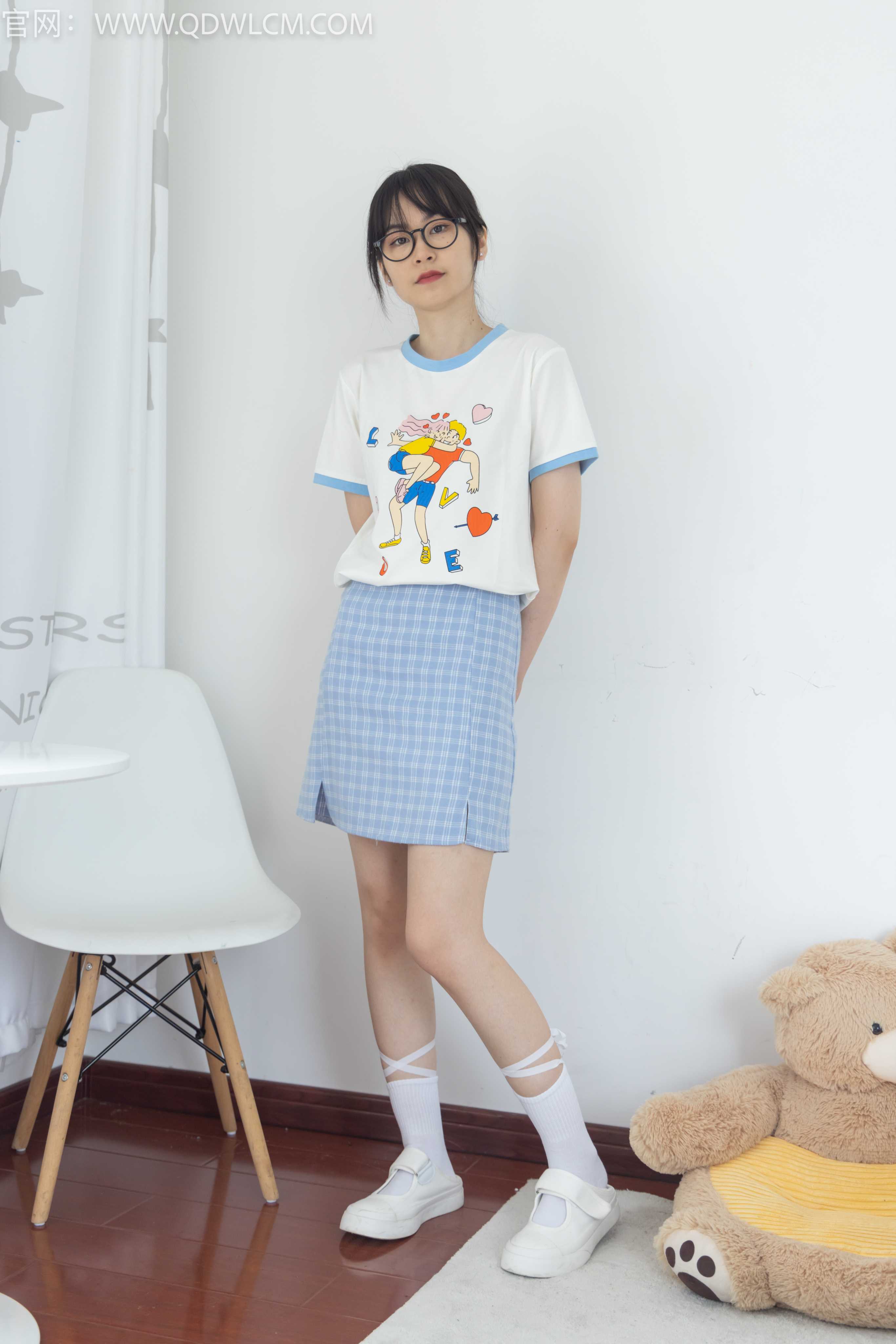 物恋传媒 NO.1248 兮兮-生于尘埃 [150P+1V／3.53G]