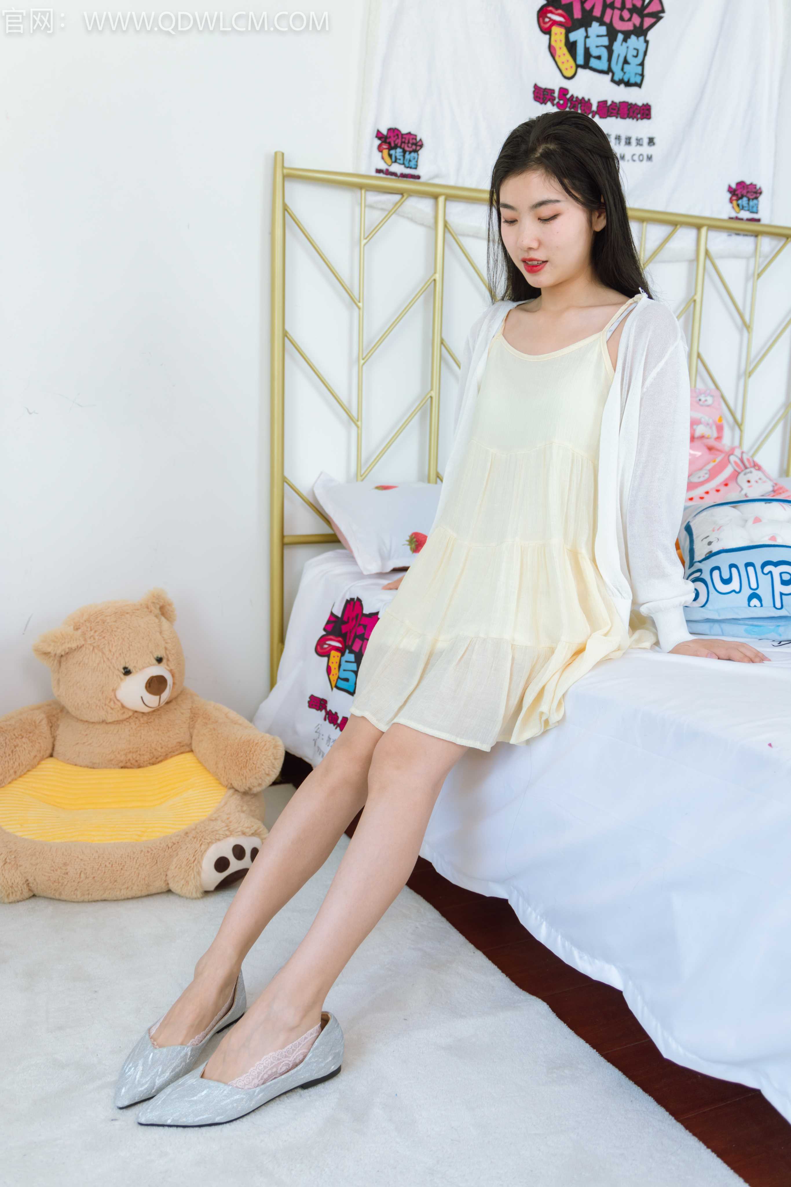 物恋传媒 NO.1254 米米-晚风声声  [151P+1V／3.84G]