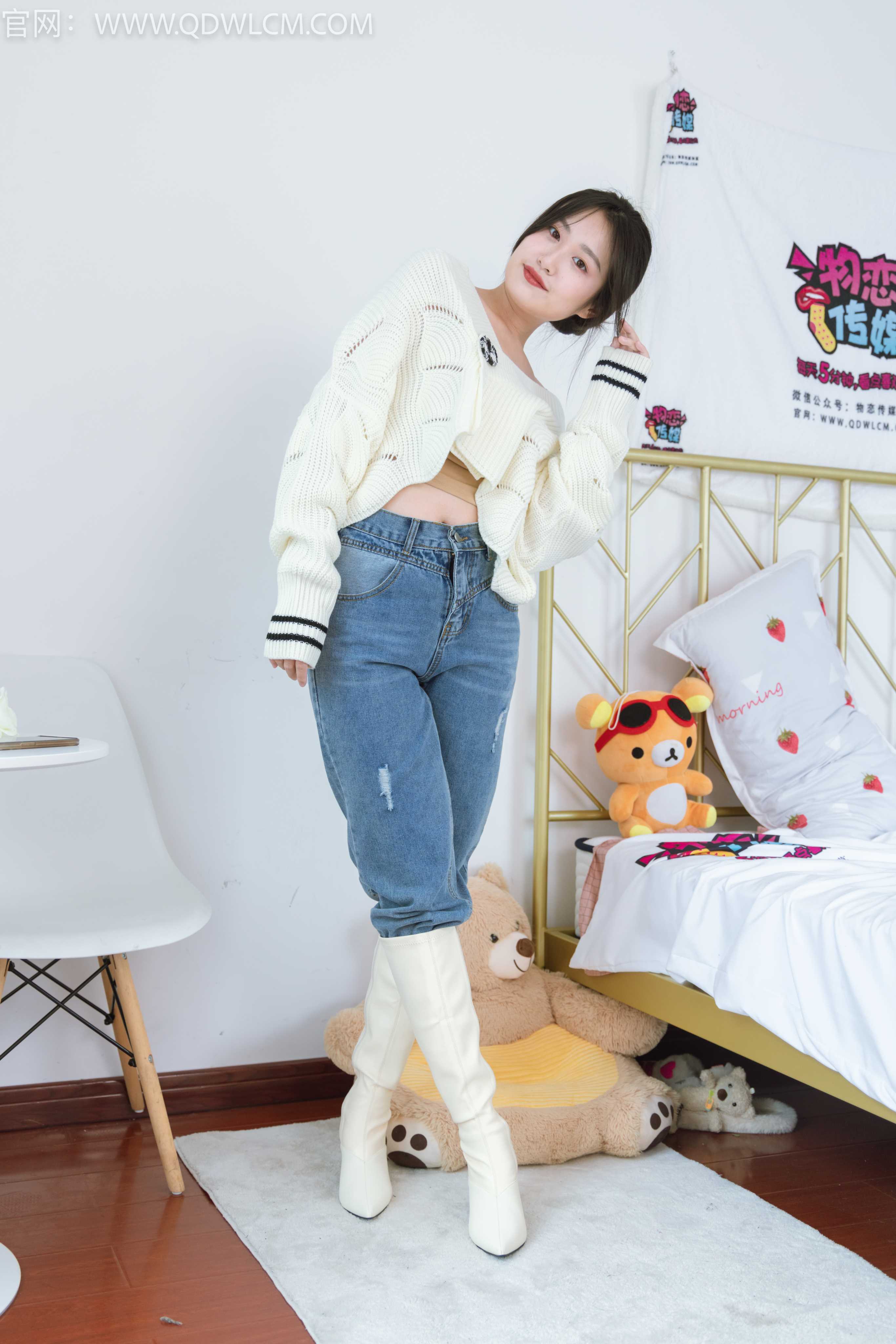 物恋传媒 NO.1260 小敏-空气中的青草香  [150P+1V／3.92G]