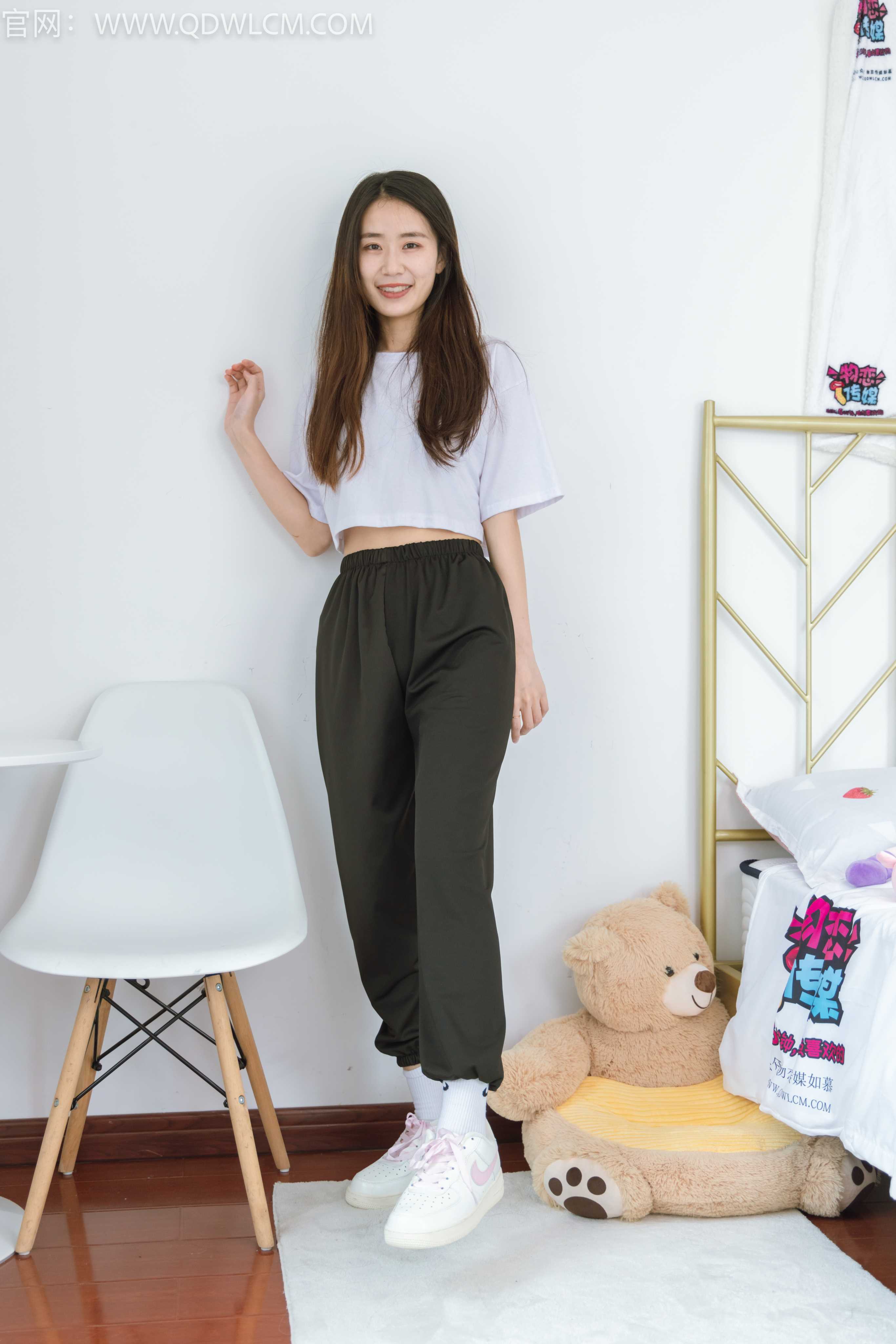 物恋传媒 NO.1274 菜菜-岁岁年年  [153P+1V／4.15G]