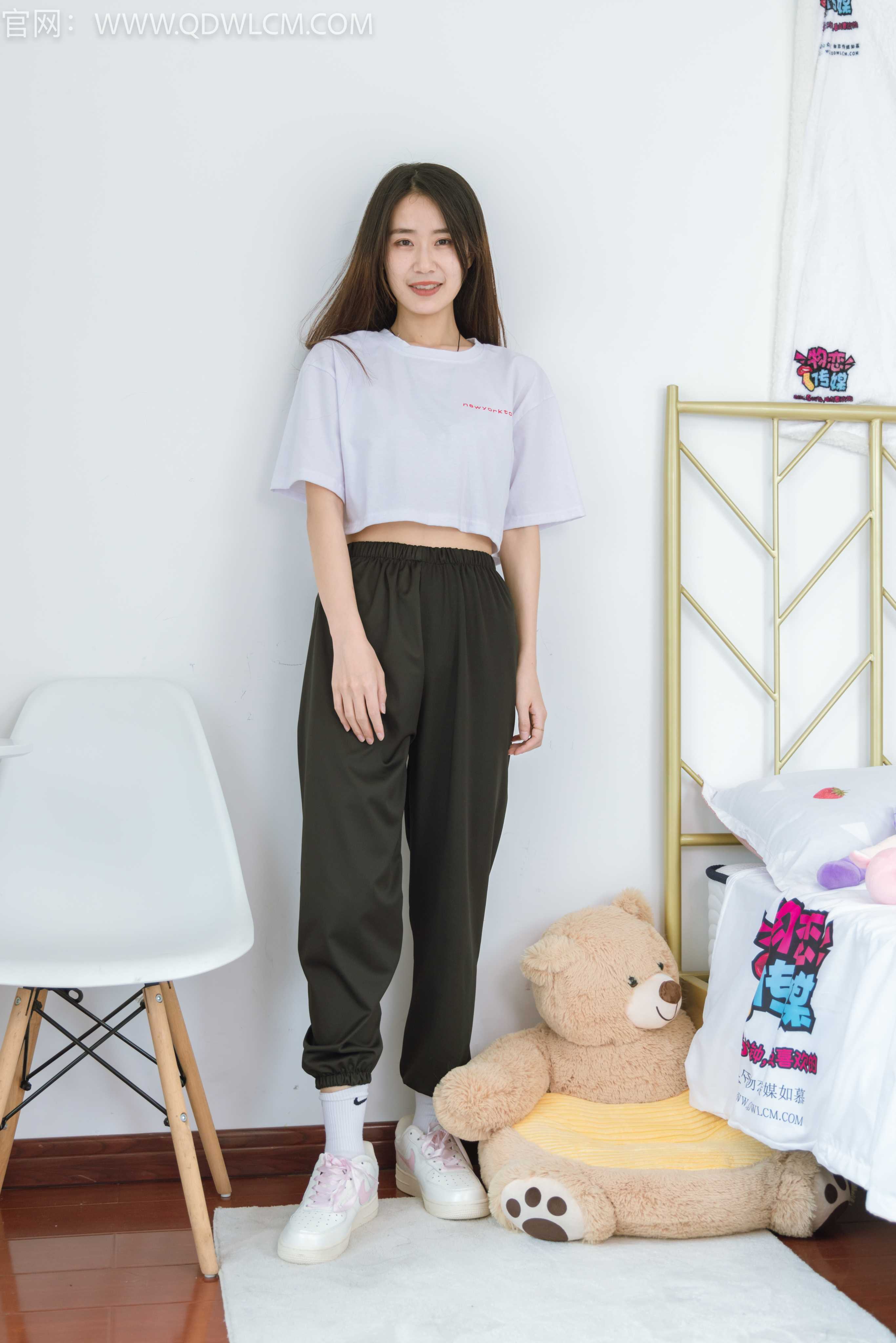 物恋传媒 NO.1274 菜菜-岁岁年年  [153P+1V／4.15G]