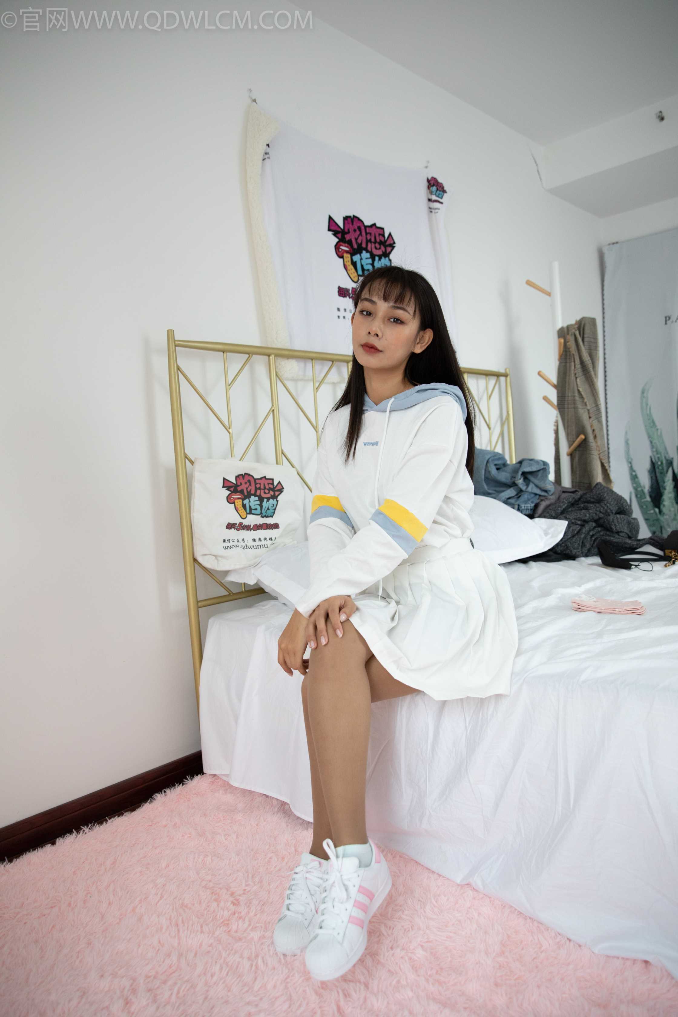 物恋传媒 NO.1277 岚岚-彩色心情  [159P+1V／4.36G]