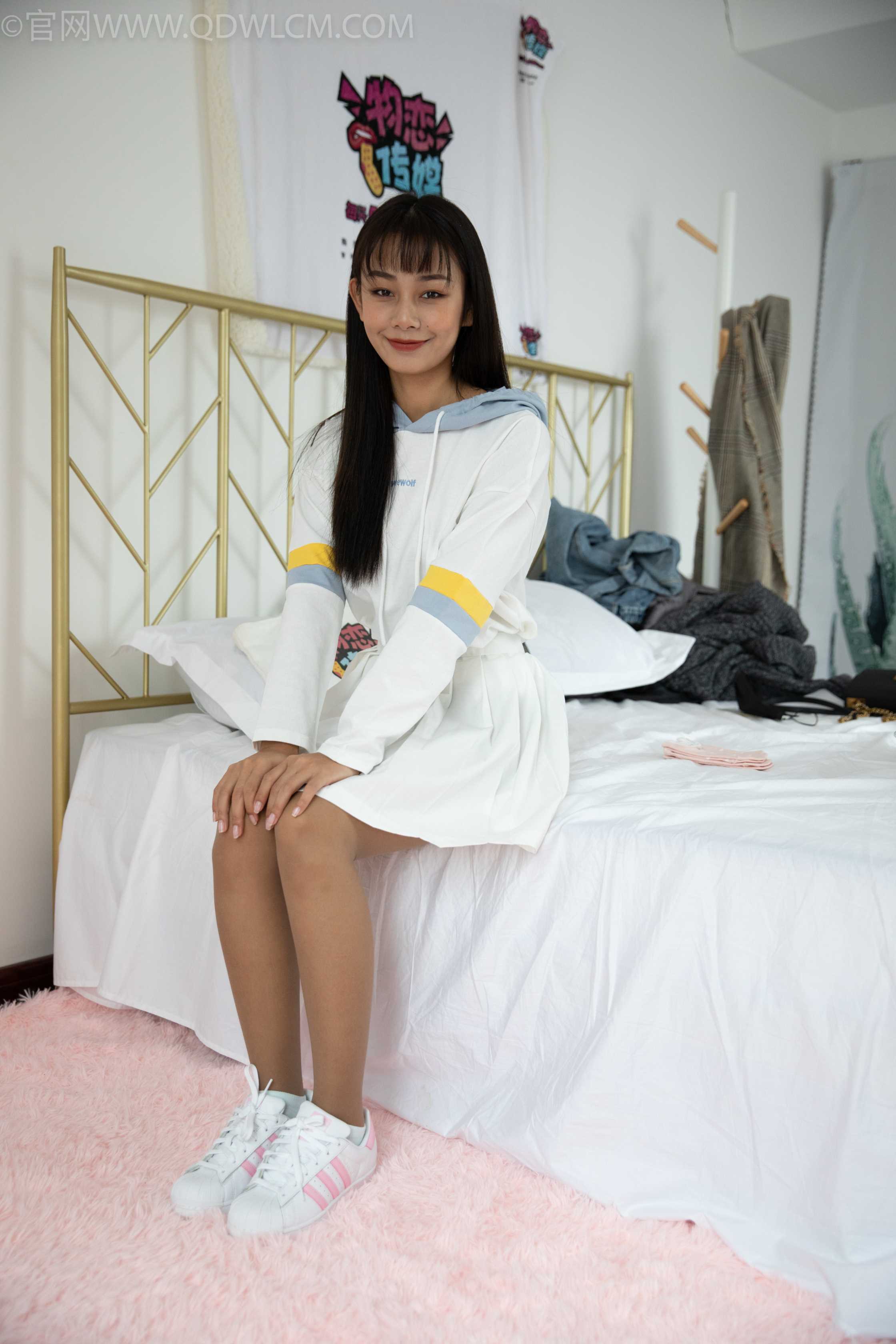 物恋传媒 NO.1277 岚岚-彩色心情  [159P+1V／4.36G]