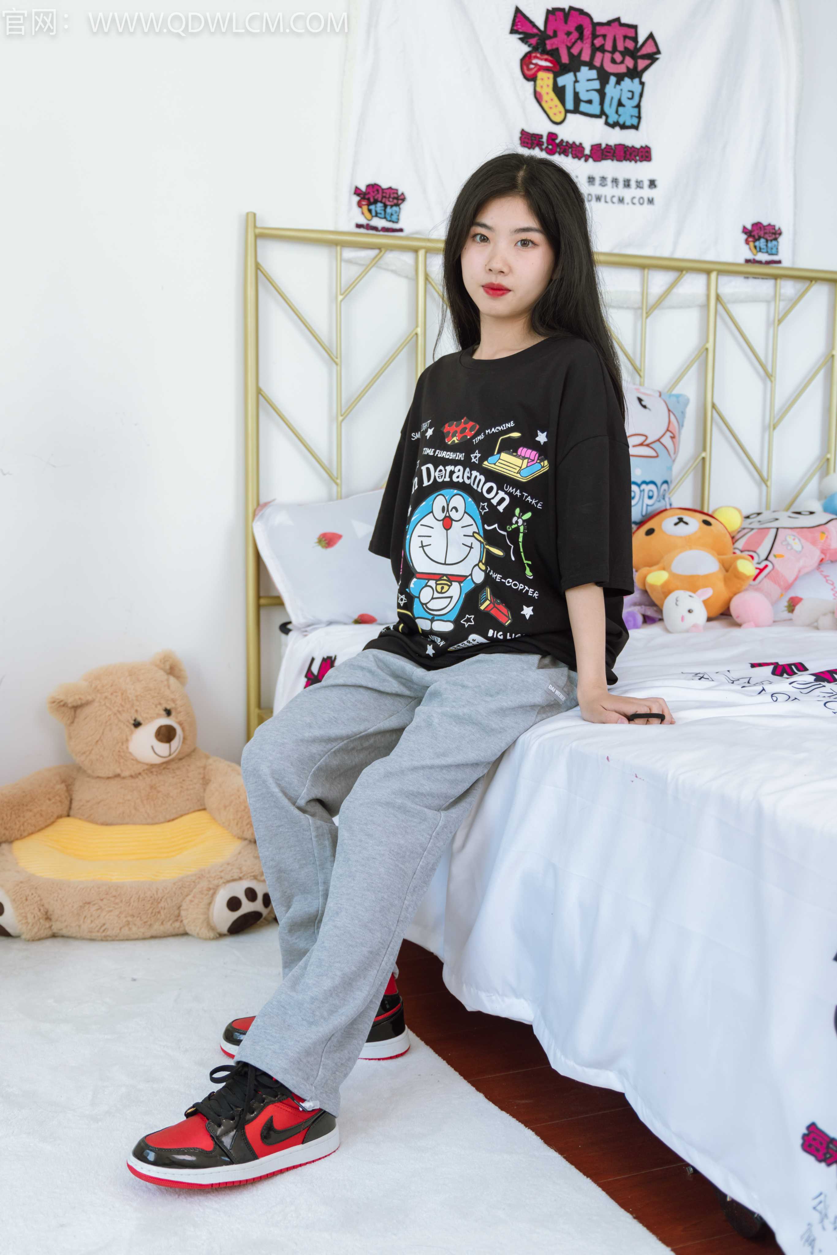 物恋传媒 NO.1292 米米-陪你看日出 [140P1V-3742.16MB]