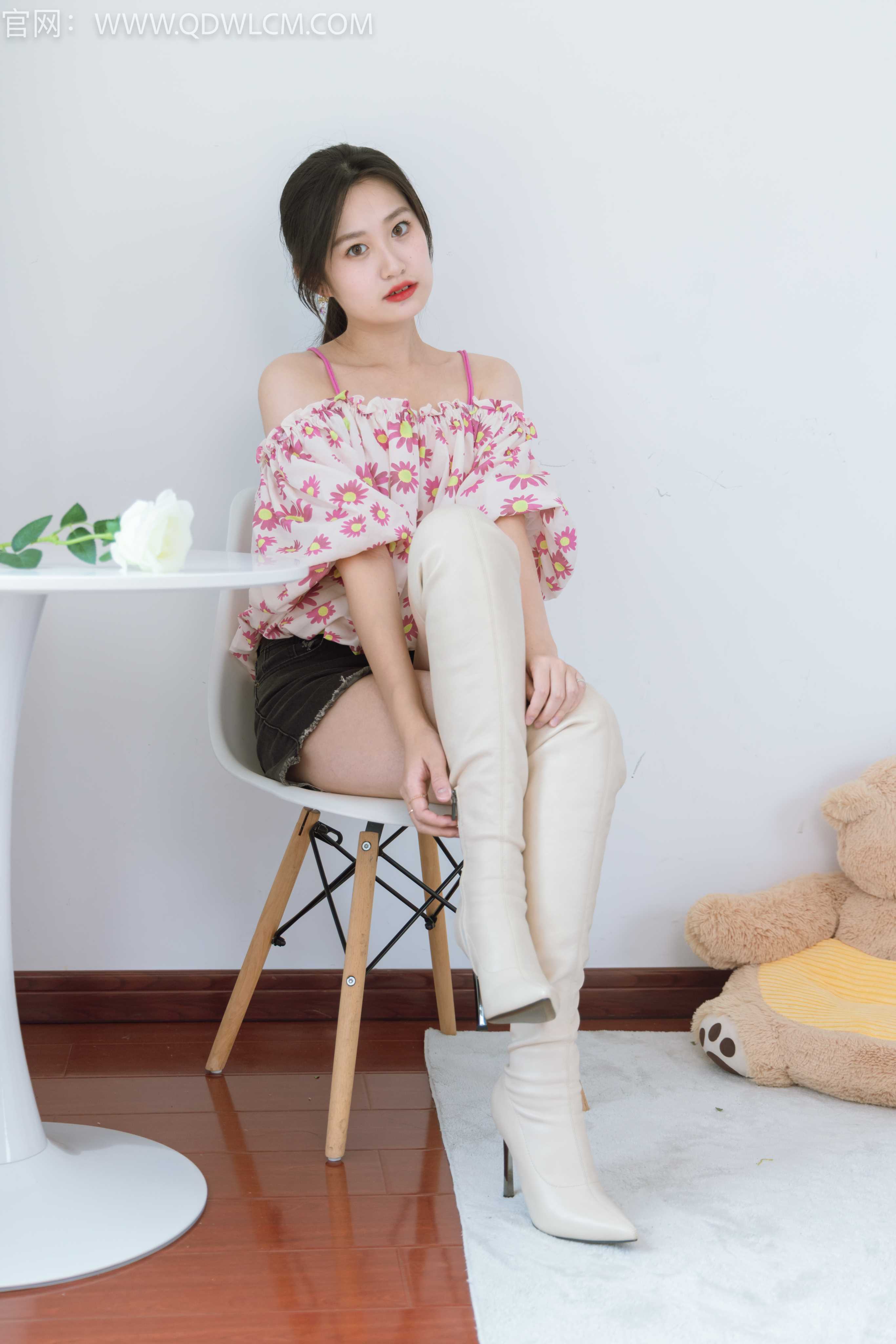 物恋传媒 NO.1301 小敏-雪落的声音 [170P+1V4.18G]