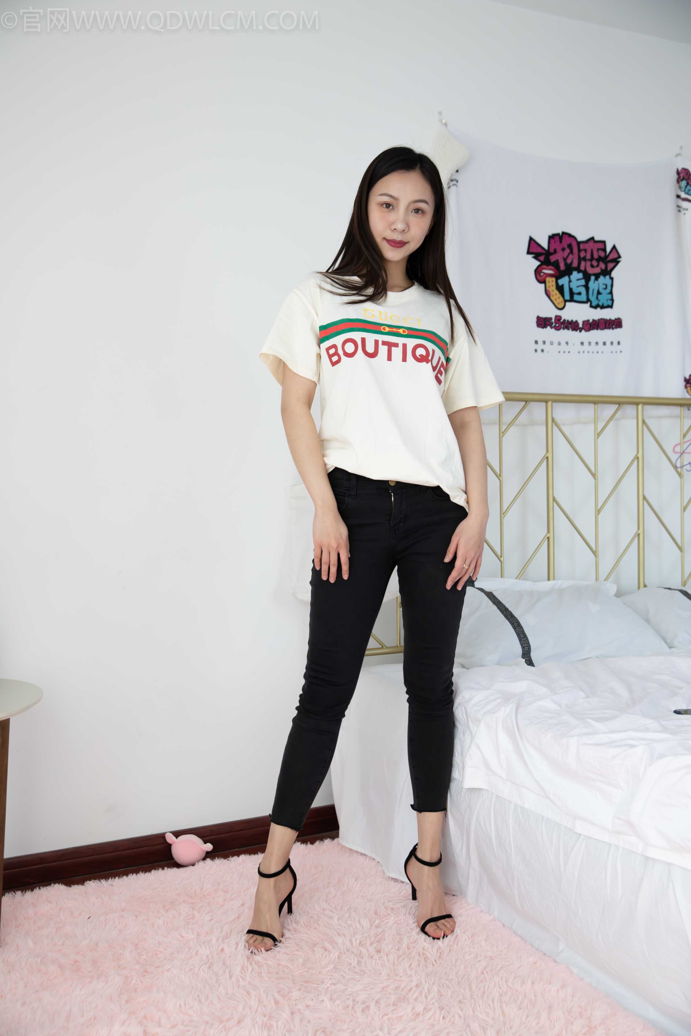 物恋传媒 NO.1313 盲盒3 [117P+1V4.86G]