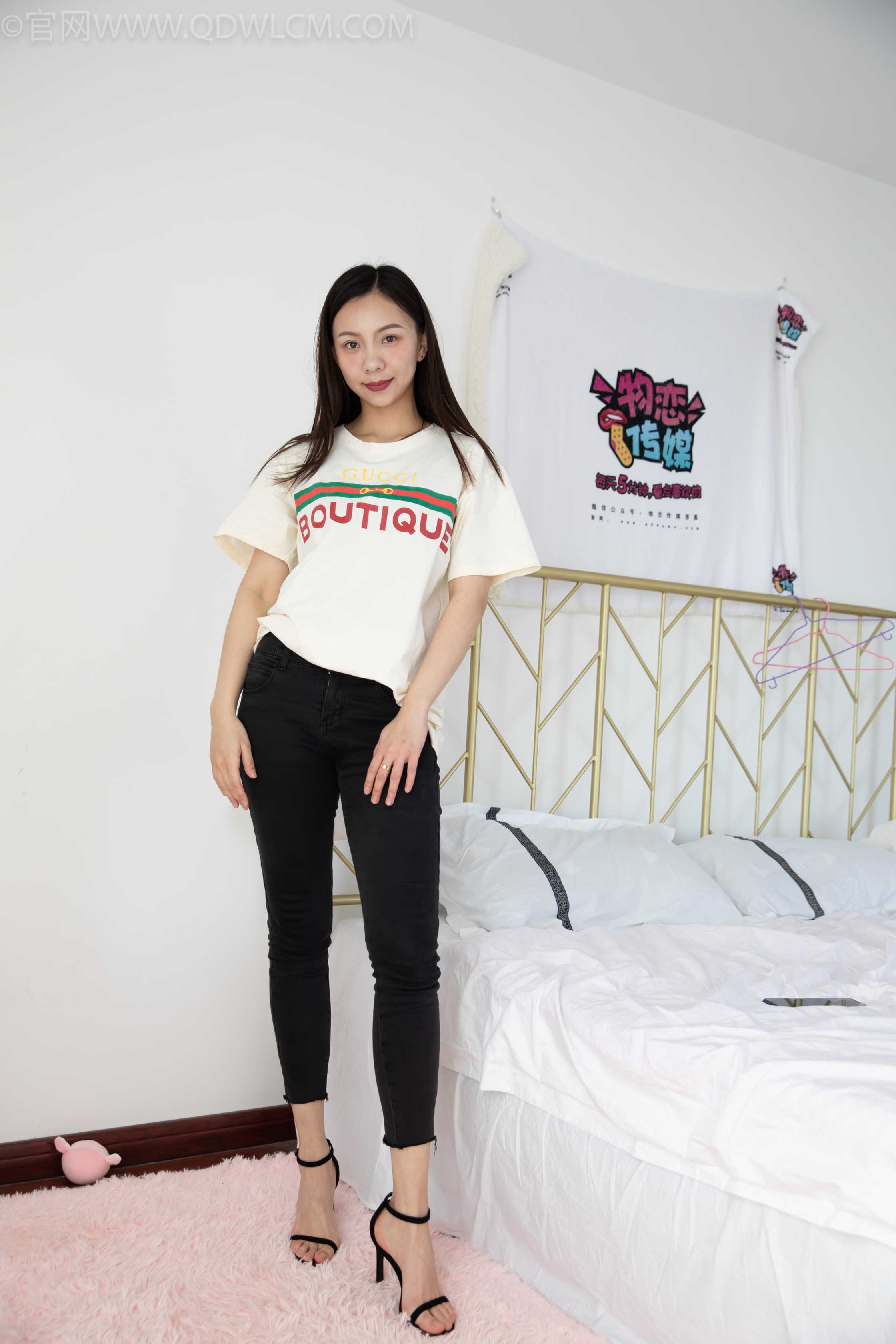 物恋传媒 NO.1313 盲盒3 [117P+1V4.86G]