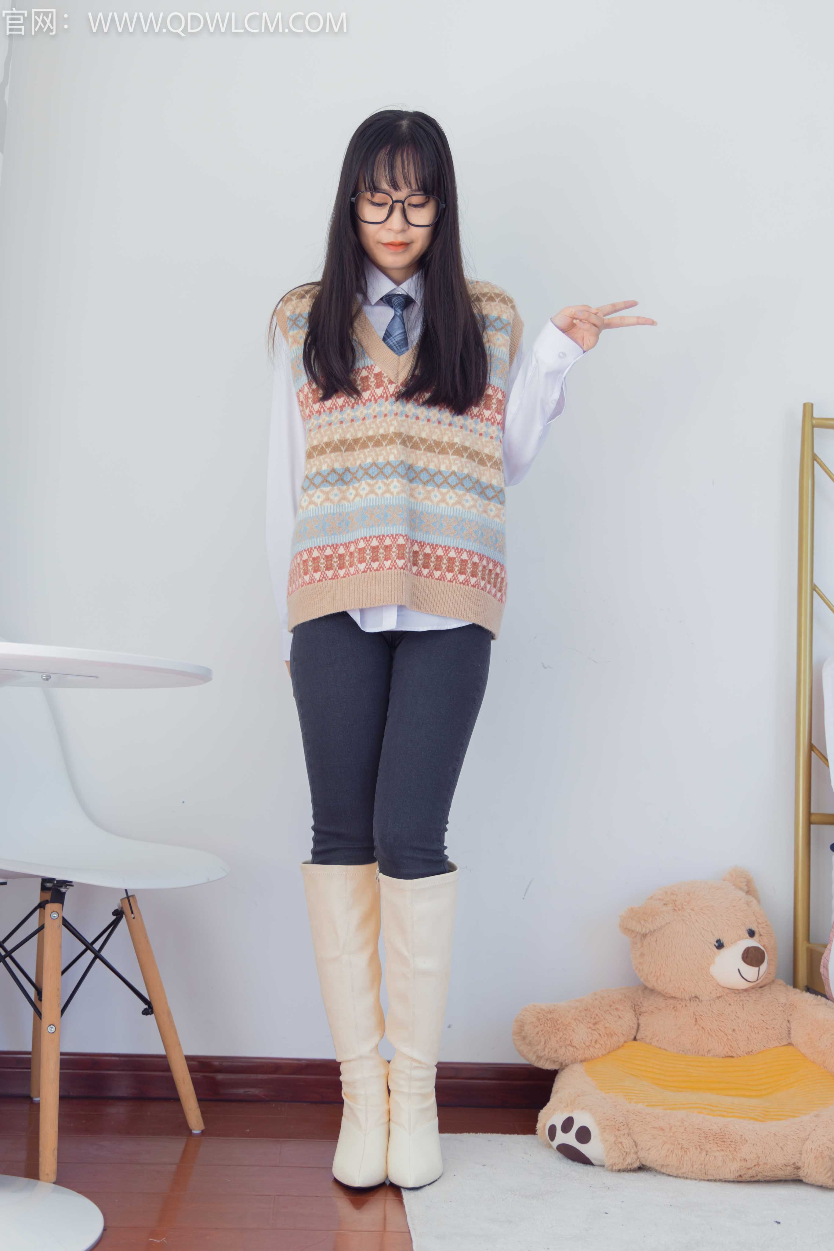 物恋传媒 NO.1323 兮兮-孤岛的鲸 [153P1V-3735.46MB]