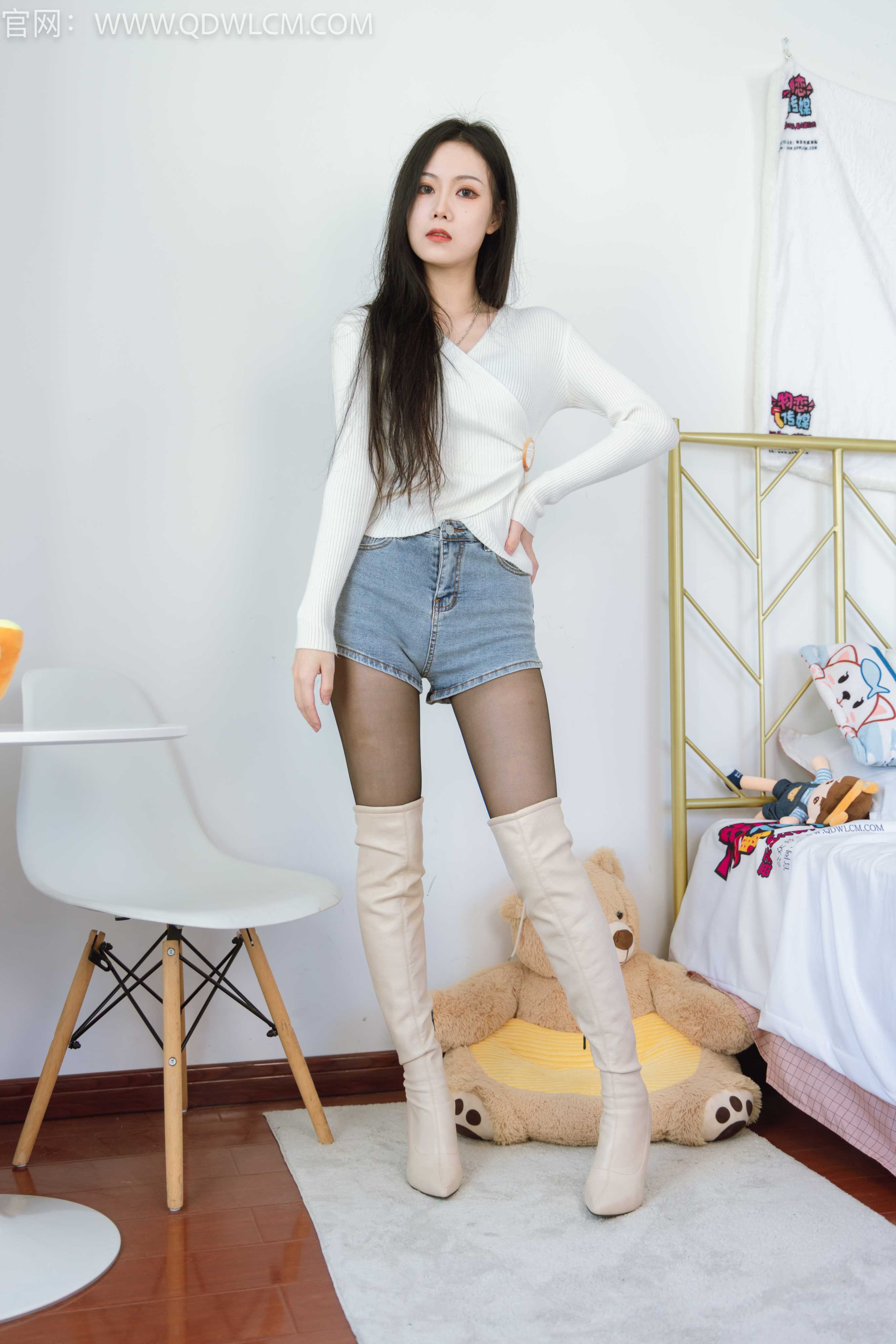 物恋传媒 NO.1327 康康-追光的星星 [145P1V-3993.37MB]