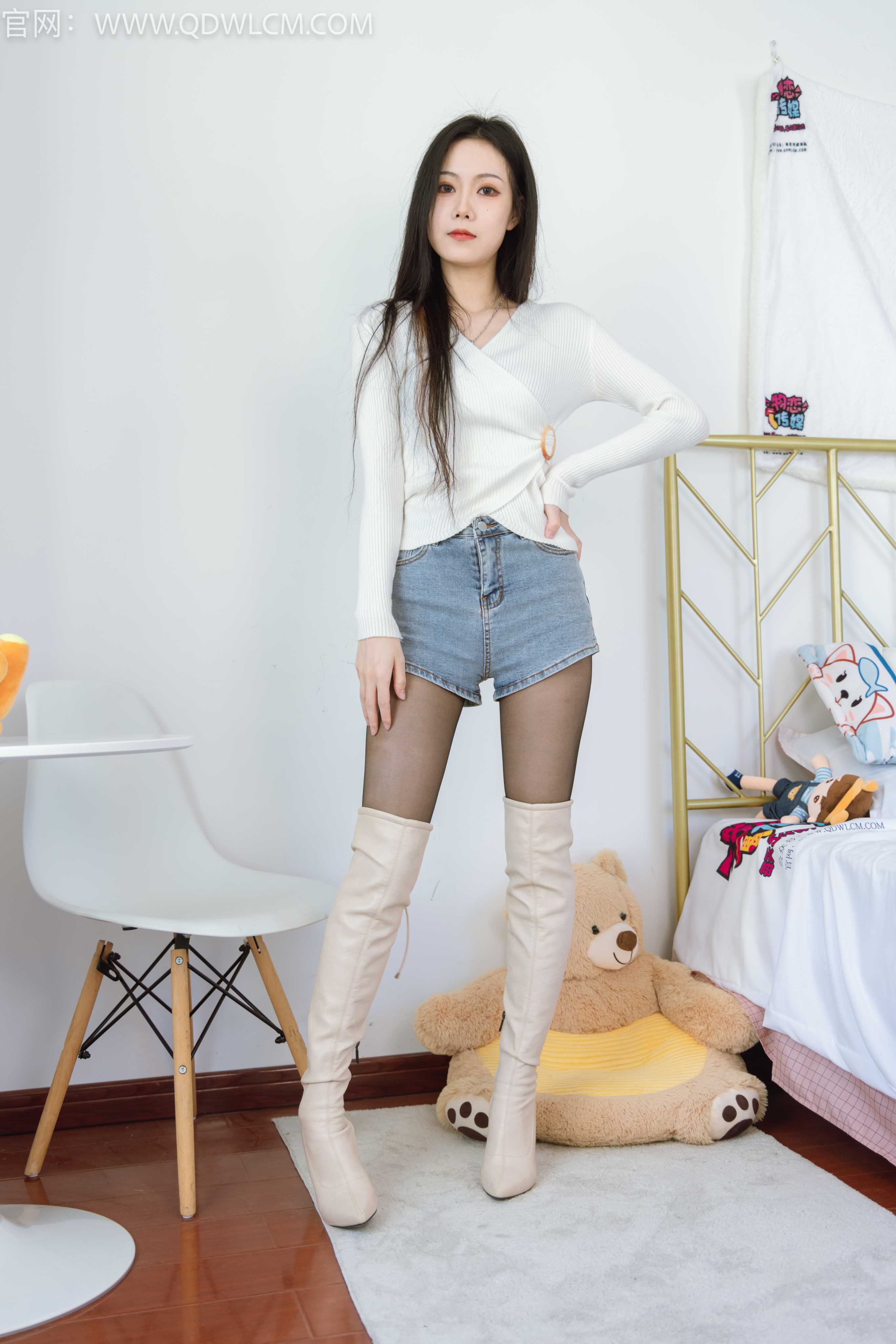 物恋传媒 NO.1327 康康-追光的星星 [145P1V-3993.37MB]