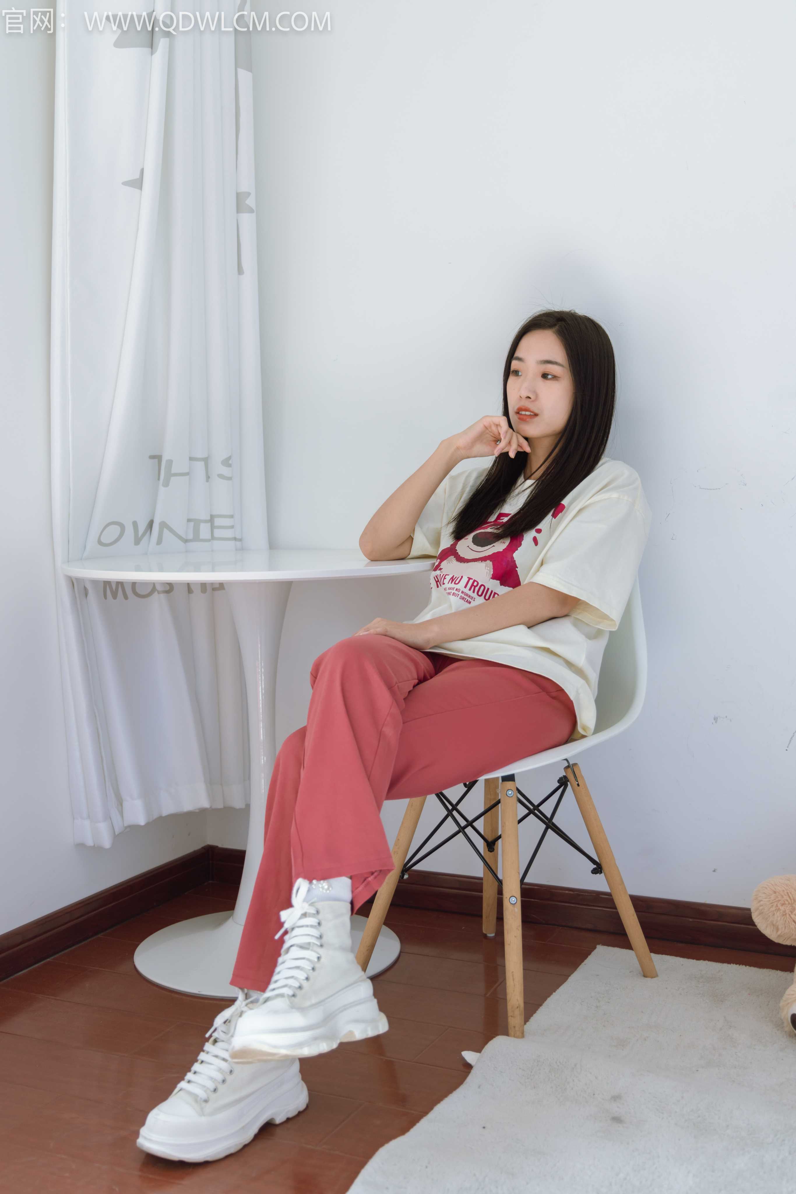 物恋传媒 NO.1328 缇缇-霓虹甜心 [150P1V-3936.23MB]