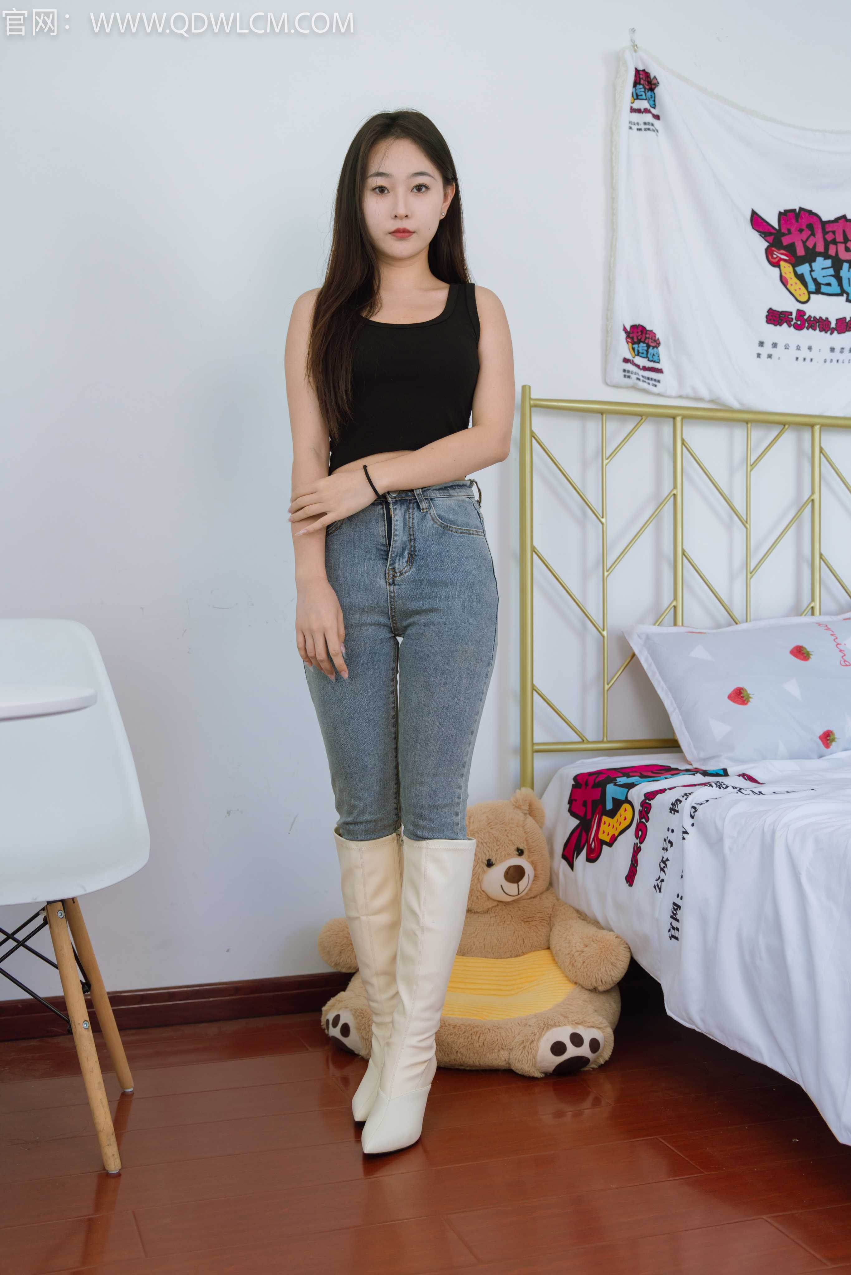 物恋传媒 NO.1348 美兔-环游星空 [150P1V-4.14G]