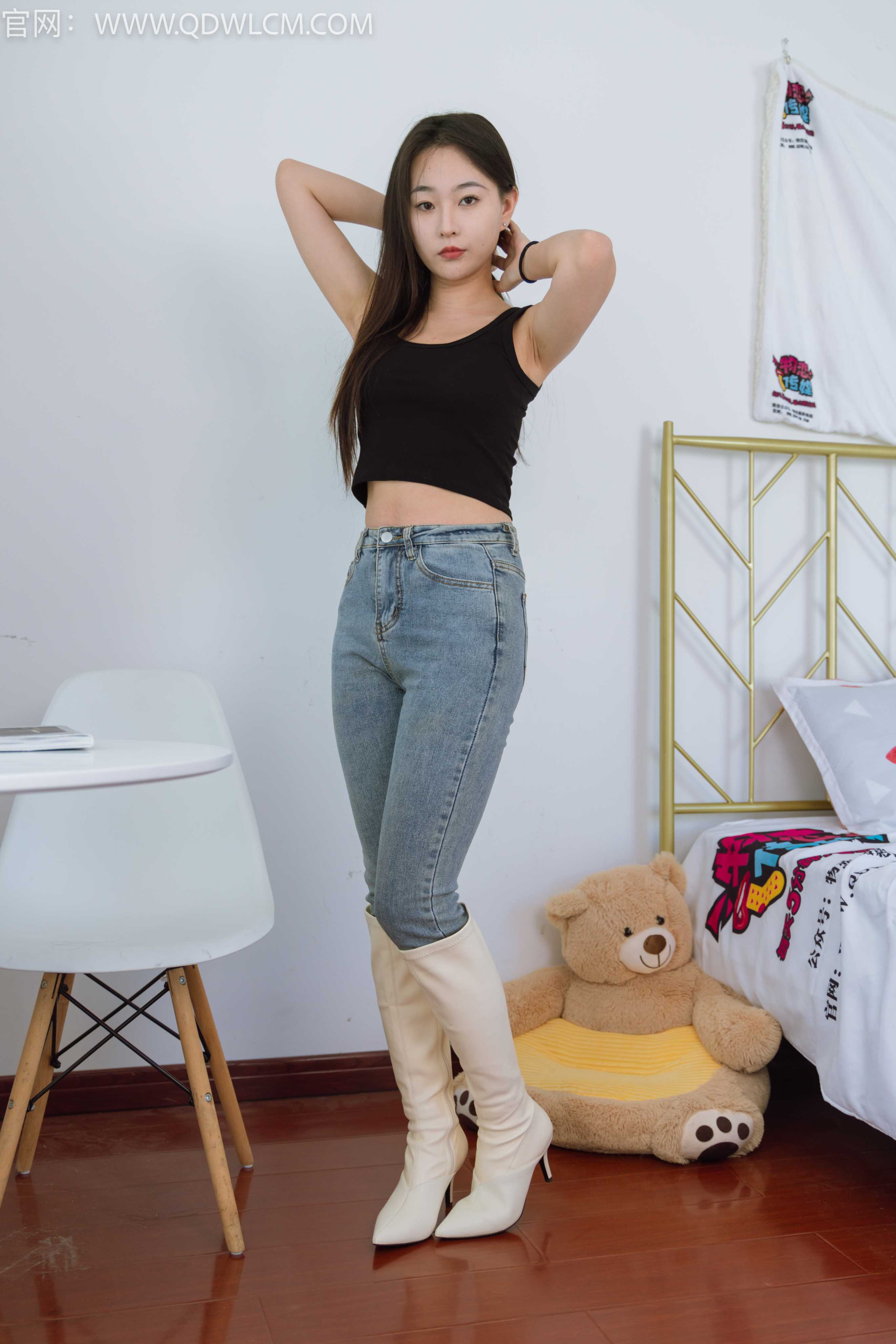 物恋传媒 NO.1348 美兔-环游星空 [150P1V-4.14G]