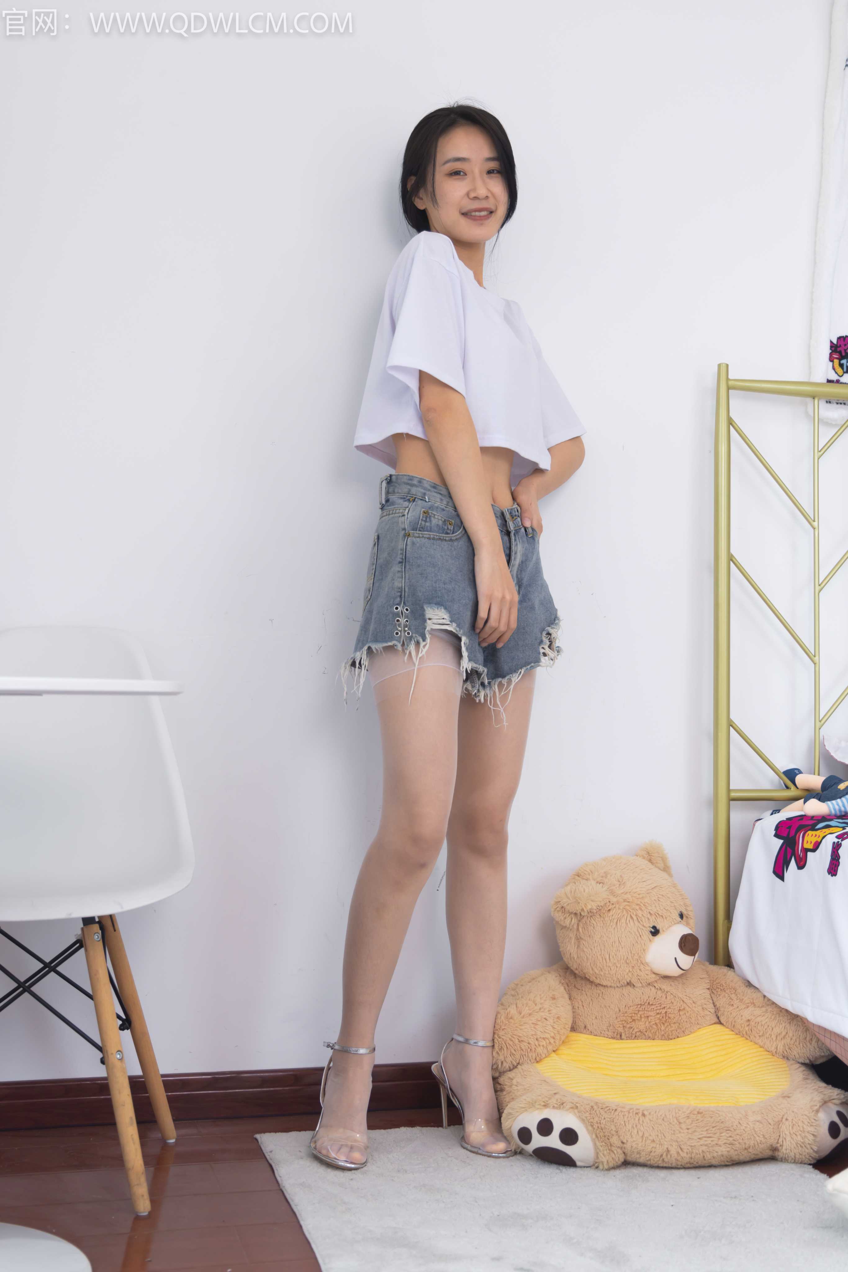 物恋传媒 NO.1350 菜菜-橘子汽水 [160P1V-3.86G]