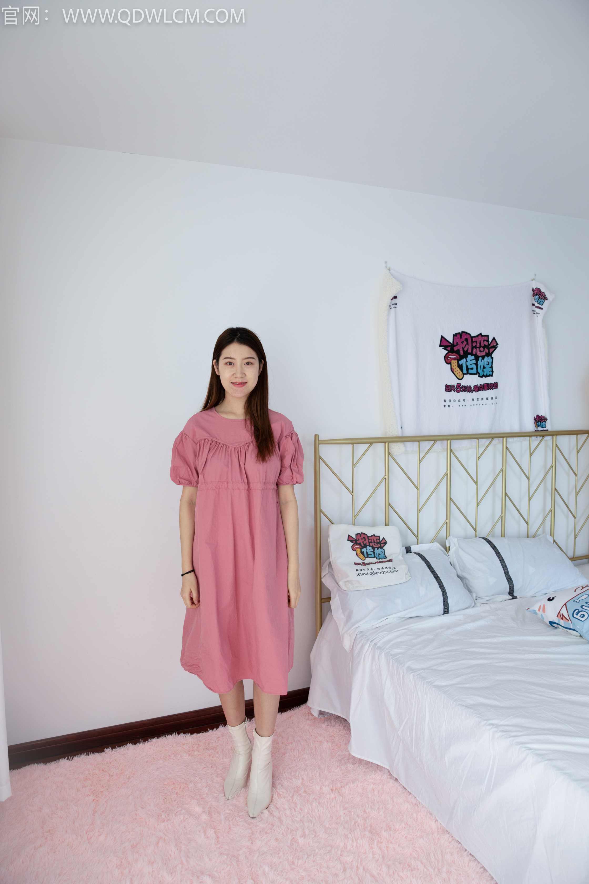 物恋传媒 NO.1359 夏雪-月亮弯弯 [148P1V-3.52G]