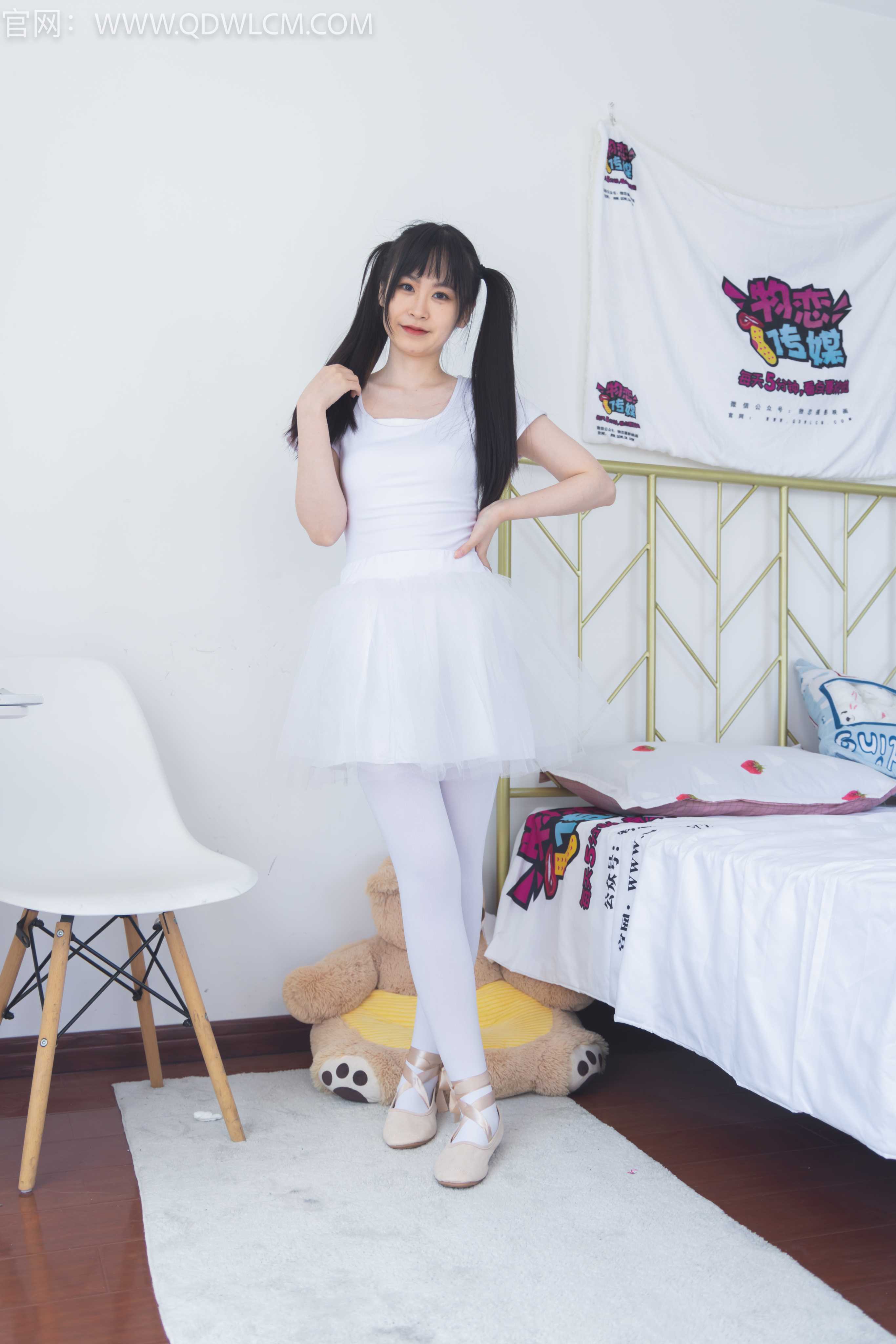 物恋传媒 NO.1361 兮兮-梦幻芭蕾 [151P1V-3.18G]