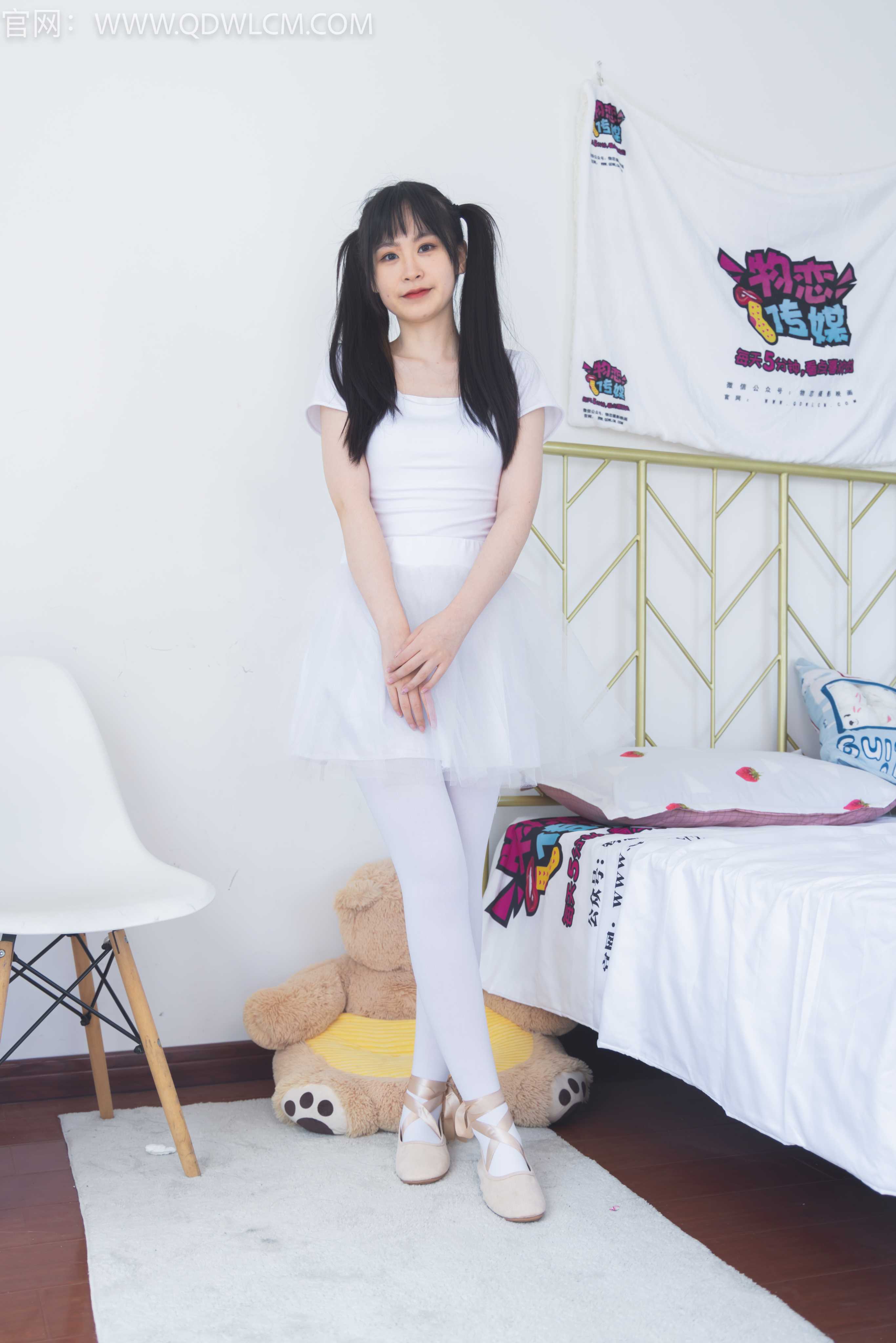 物恋传媒 NO.1361 兮兮-梦幻芭蕾 [151P1V-3.18G]