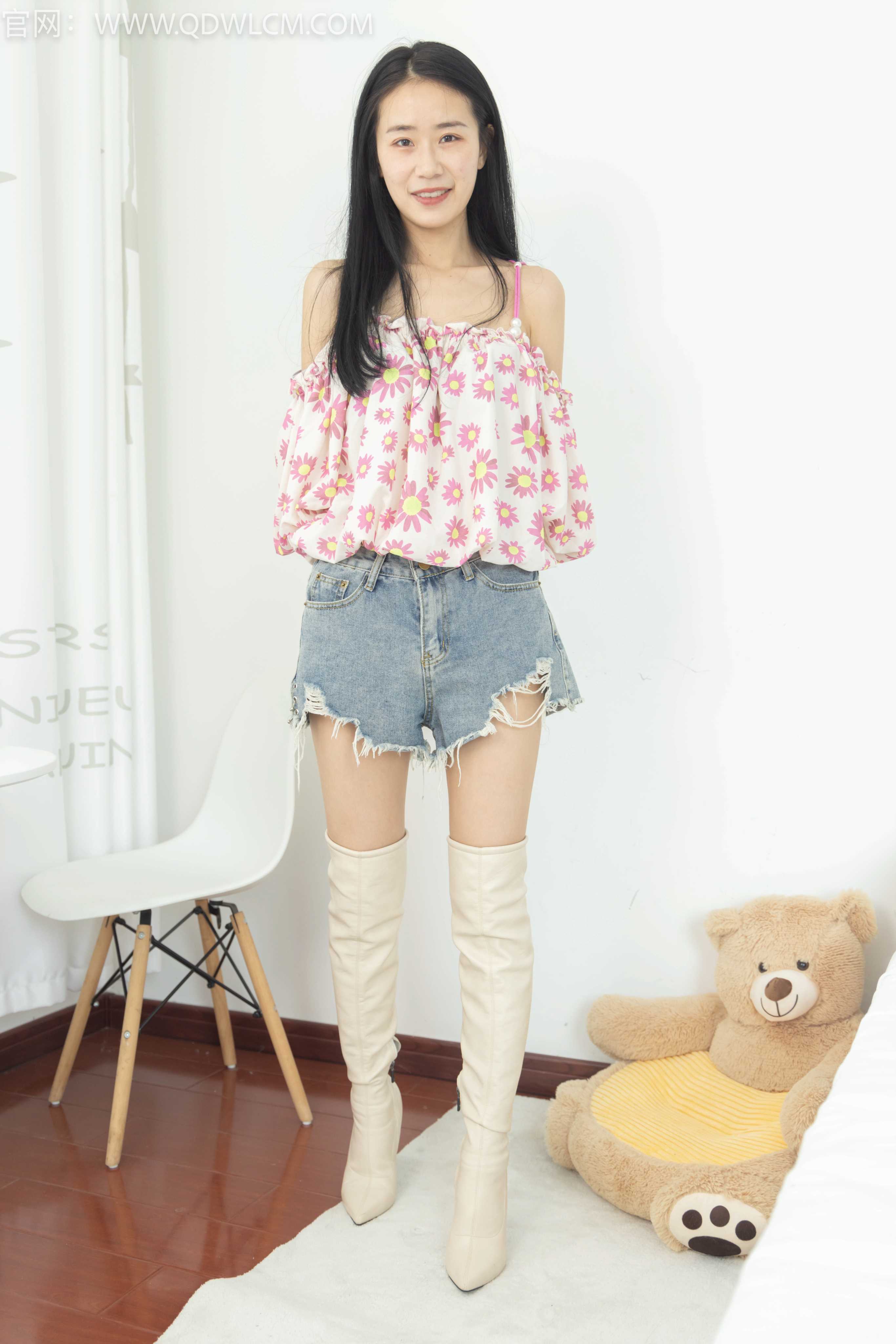 物恋传媒 NO.1368 菜菜-漫步云端的人 [170P1V-1.89G]