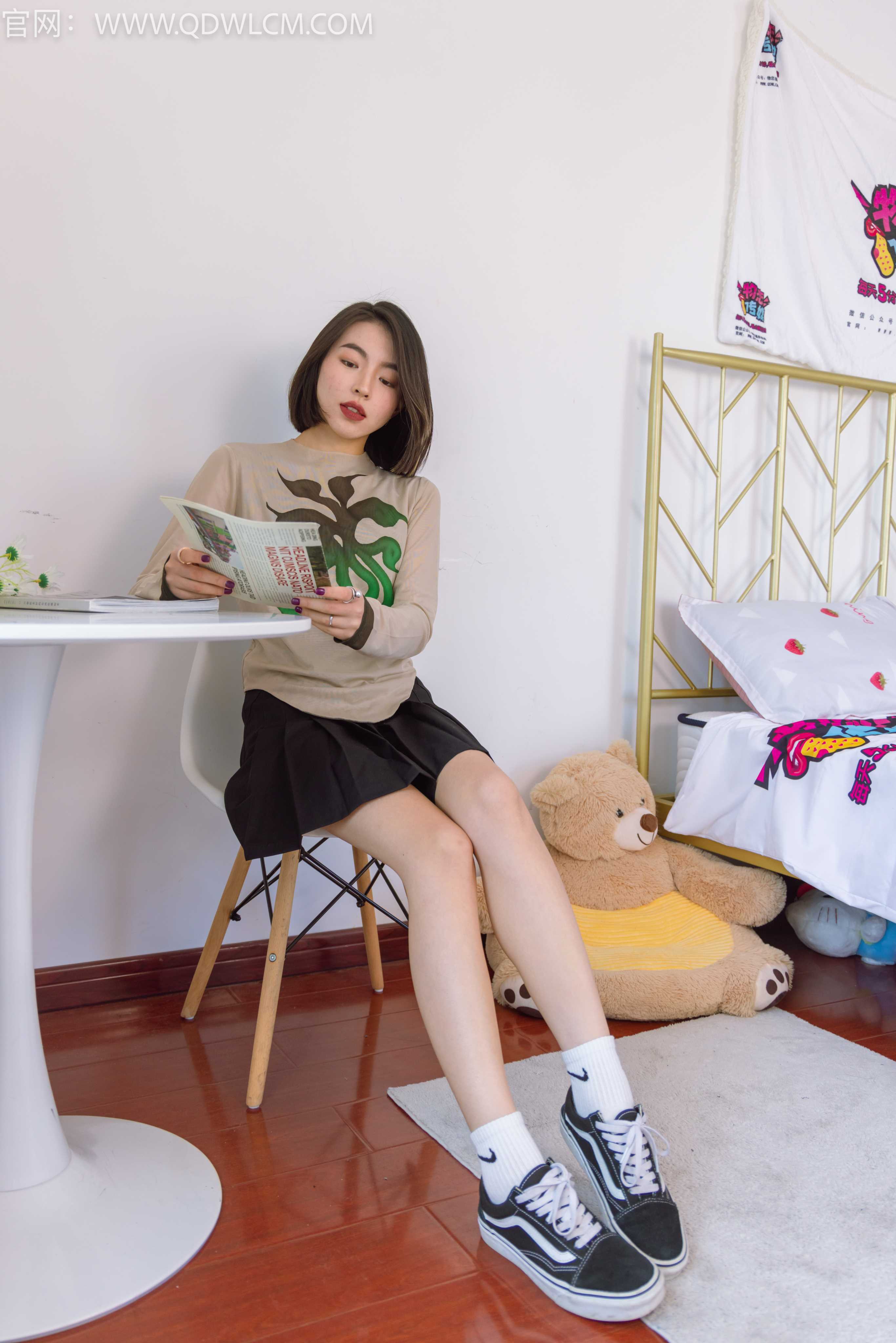 物恋传媒 NO.1371 小酷-把你遗忘 [150P1V-4G]