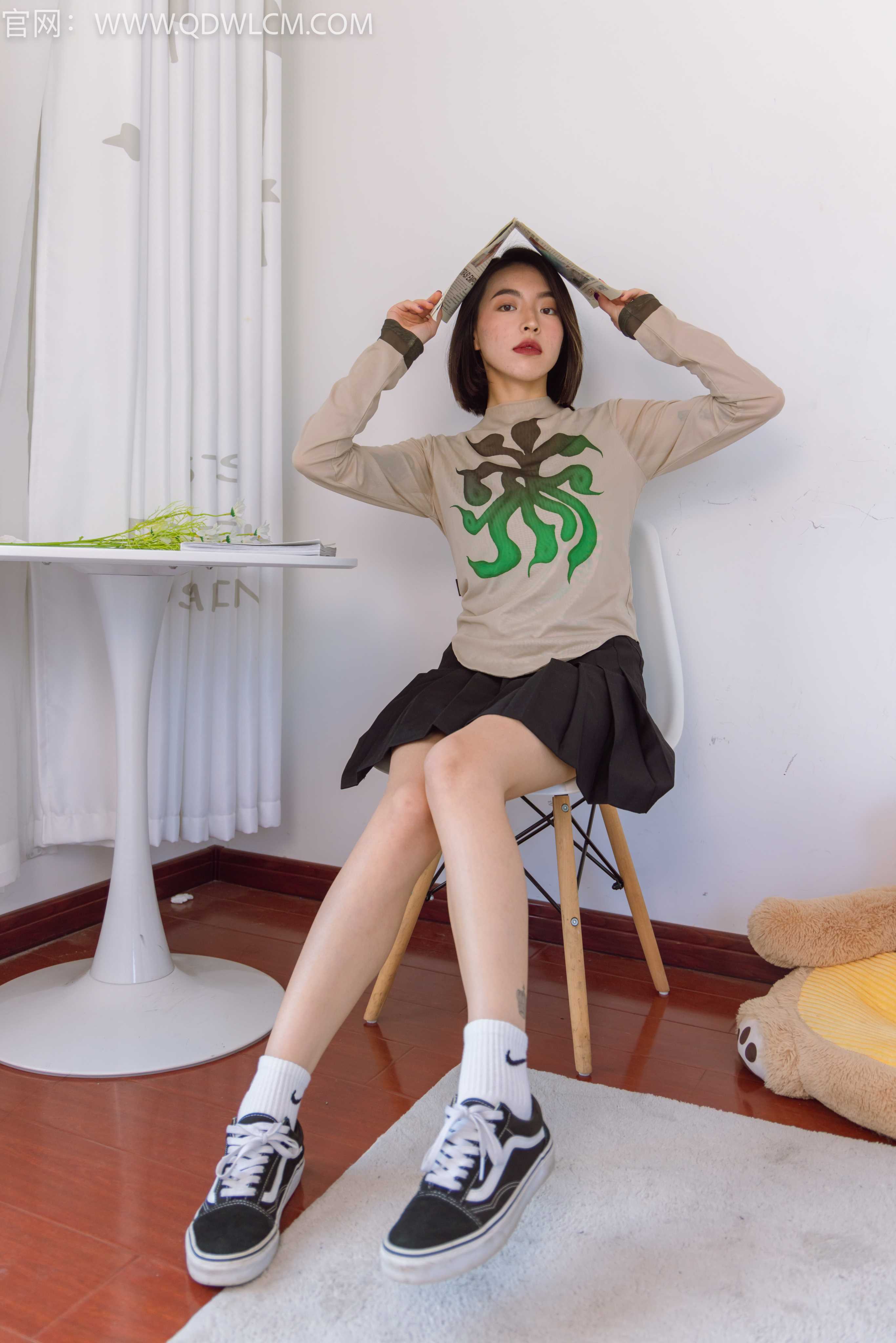 物恋传媒 NO.1371 小酷-把你遗忘 [150P1V-4G]