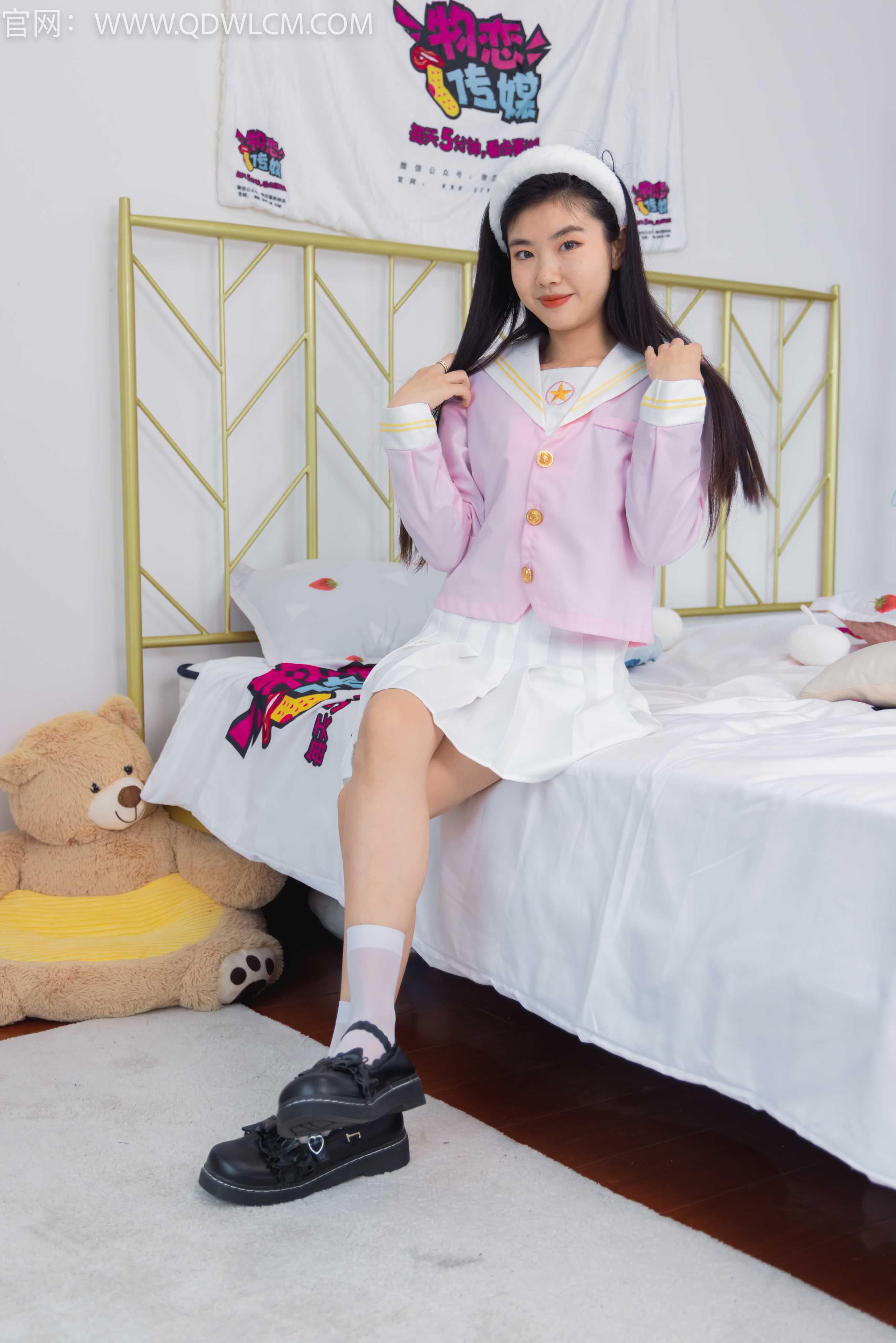 物恋传媒 NO.1381 米米-粉色沙滩 [178P1V-3.48G]