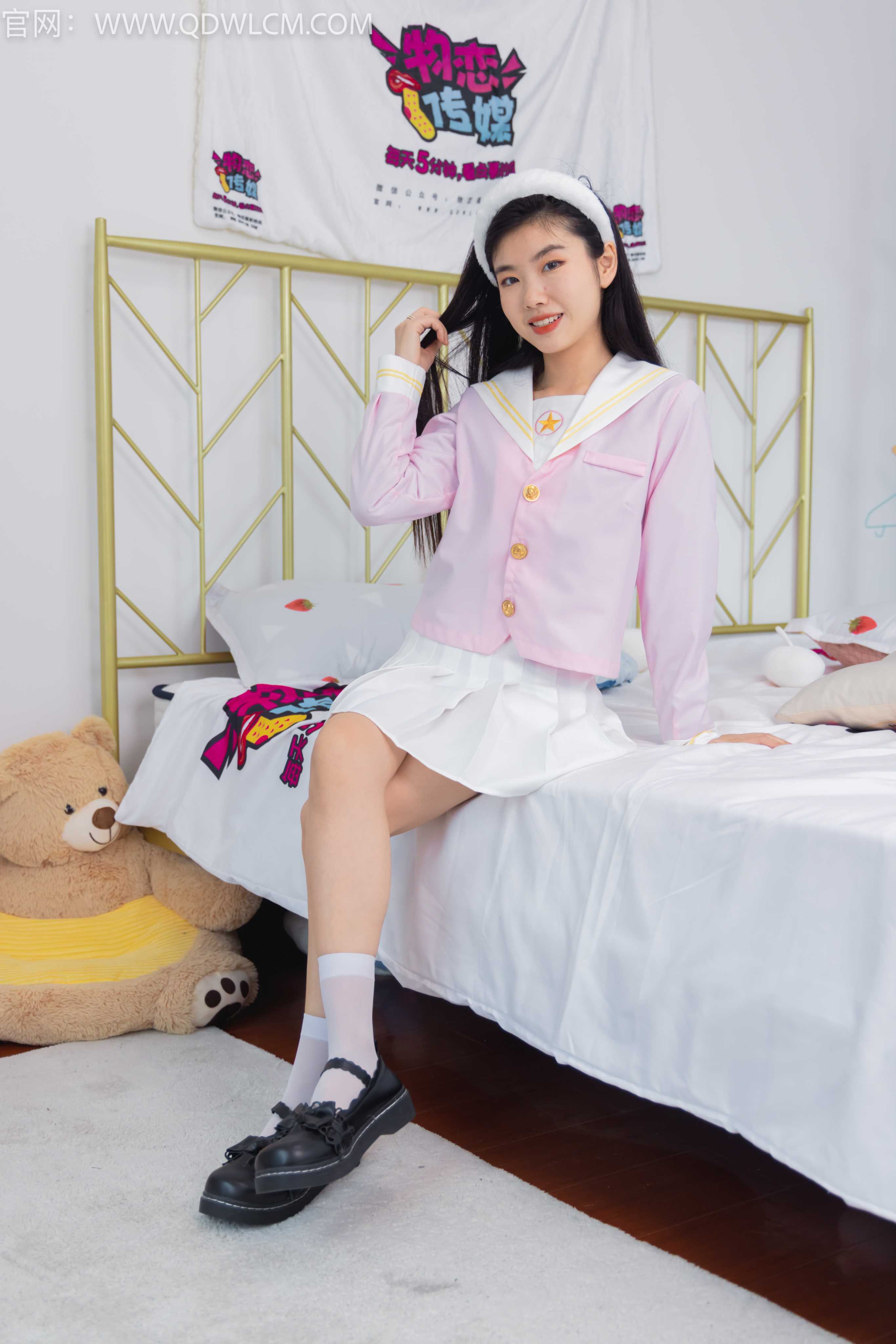 物恋传媒 NO.1381 米米-粉色沙滩 [178P1V-3.48G]