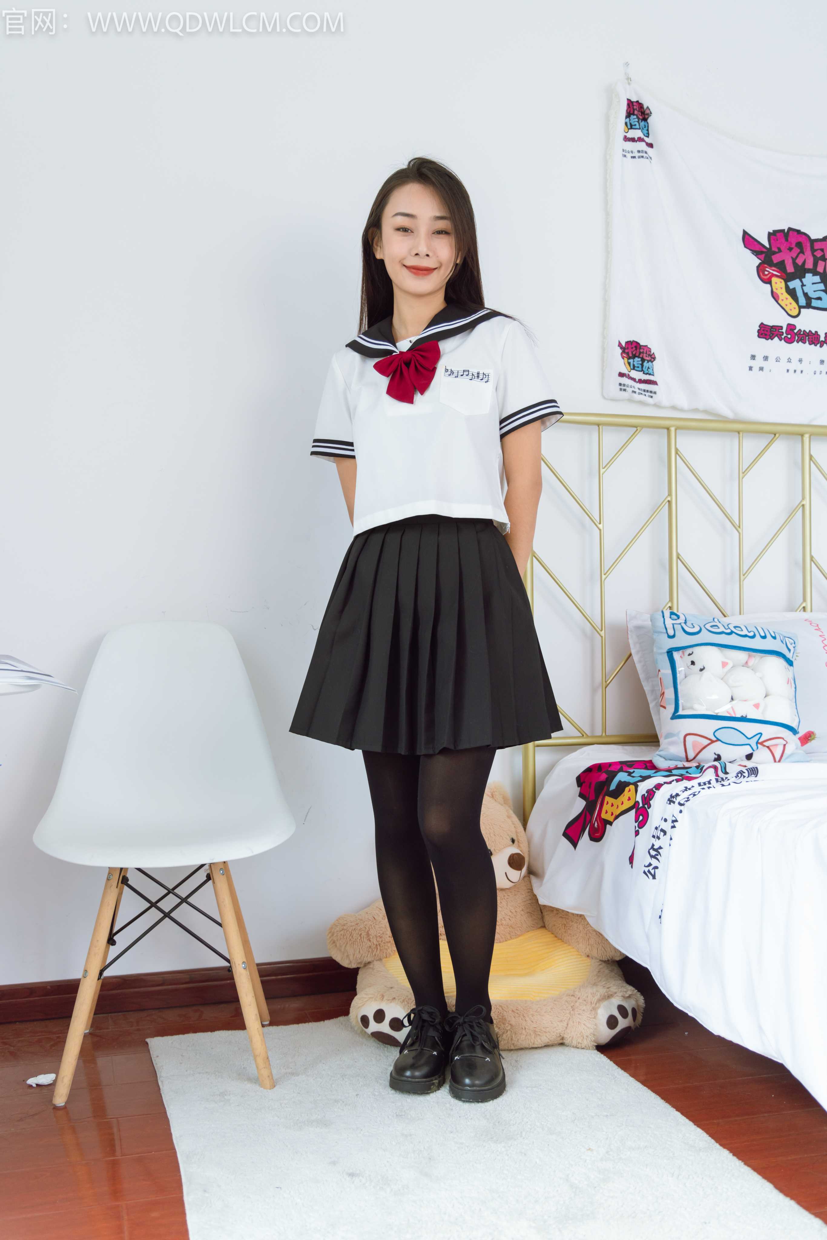 物恋传媒 NO.1385 岚岚-风吹半夏 [149P1V-3.89G]