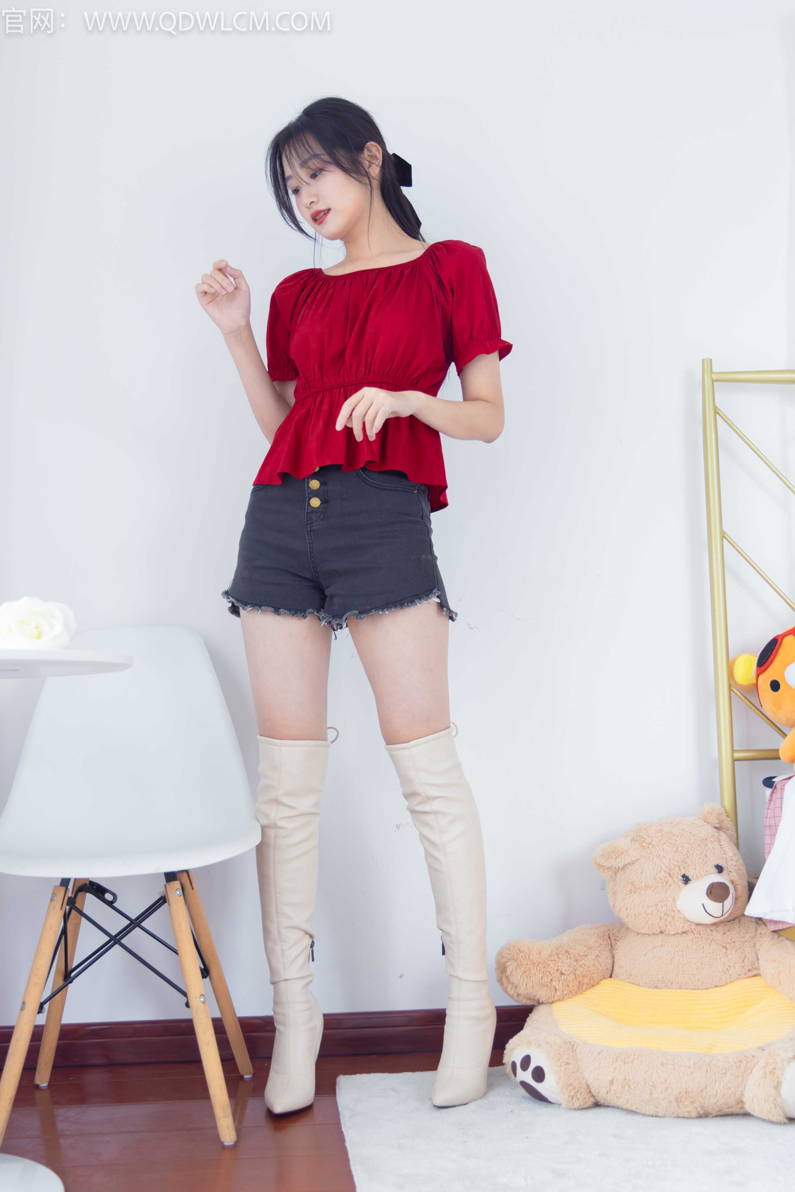 物恋传媒 NO.1389 小敏-零的焦点 [171P+1V／4.04GB]