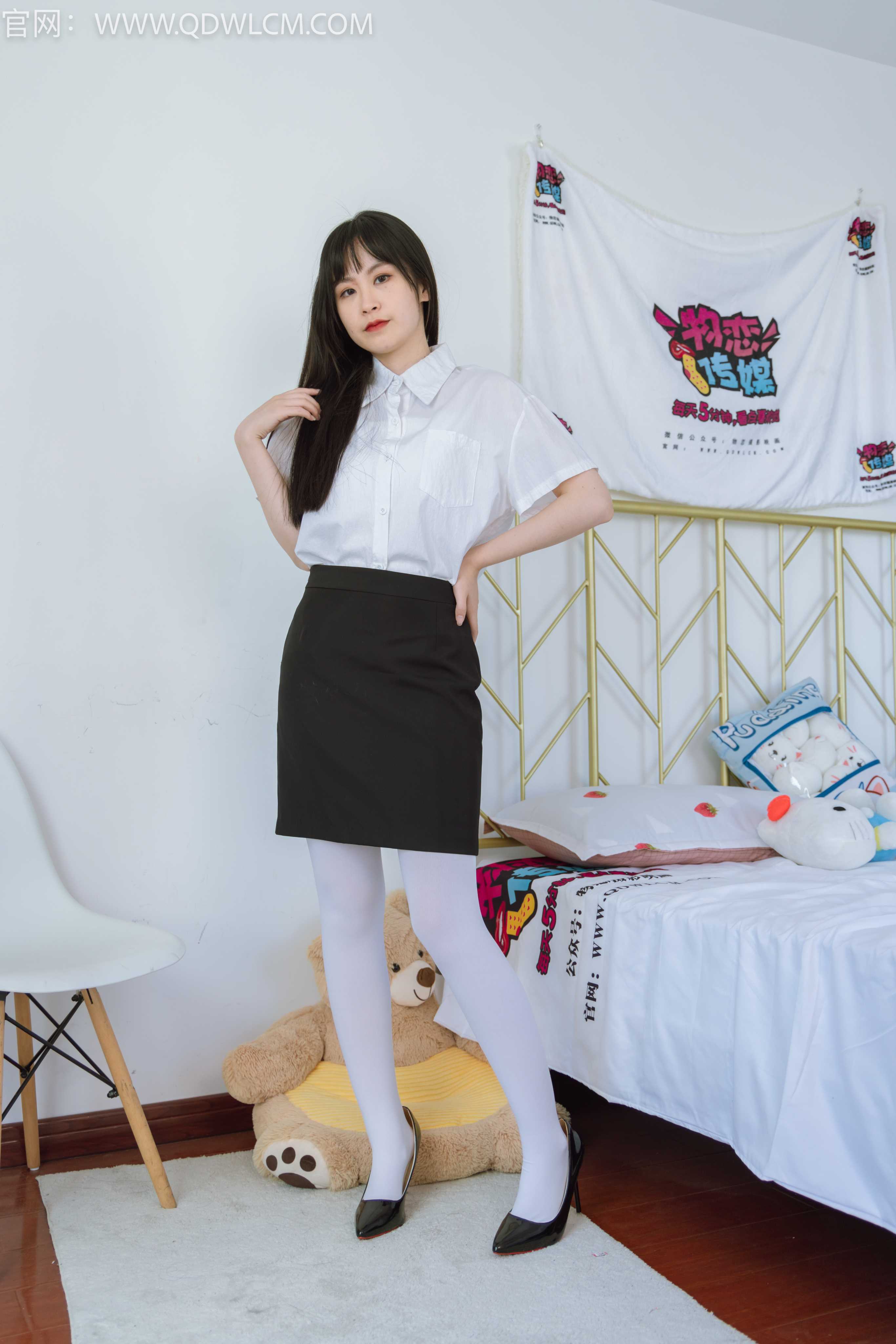 物恋传媒 NO.1392 兮兮-绚烂野蔷薇 [150P+1V／3.95GB]