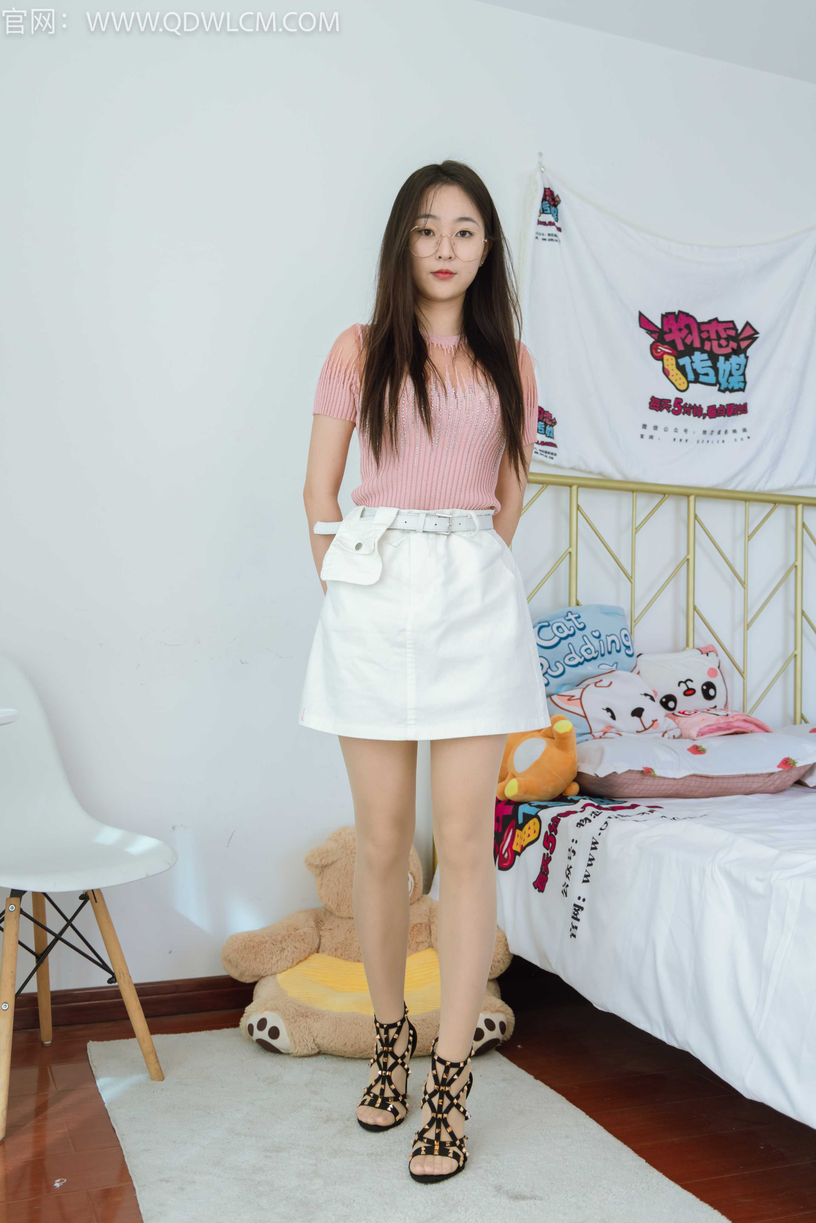 物恋传媒 NO.1394 美兔-带你去流浪 [143P+1V／6.12GB]