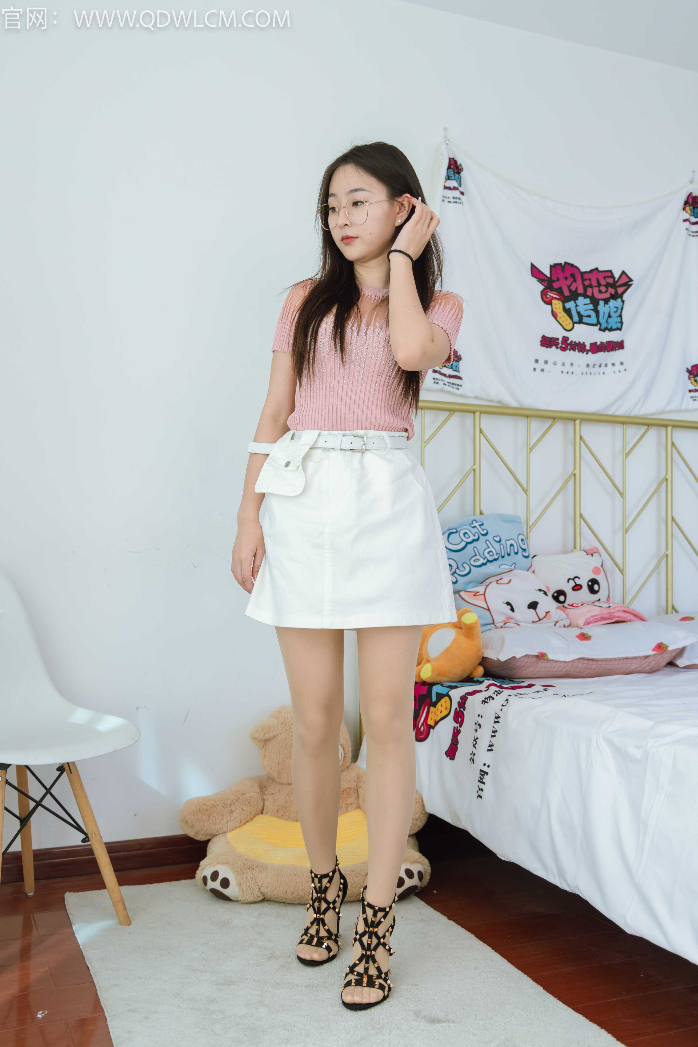 物恋传媒 NO.1394 美兔-带你去流浪 [143P+1V／6.12GB]