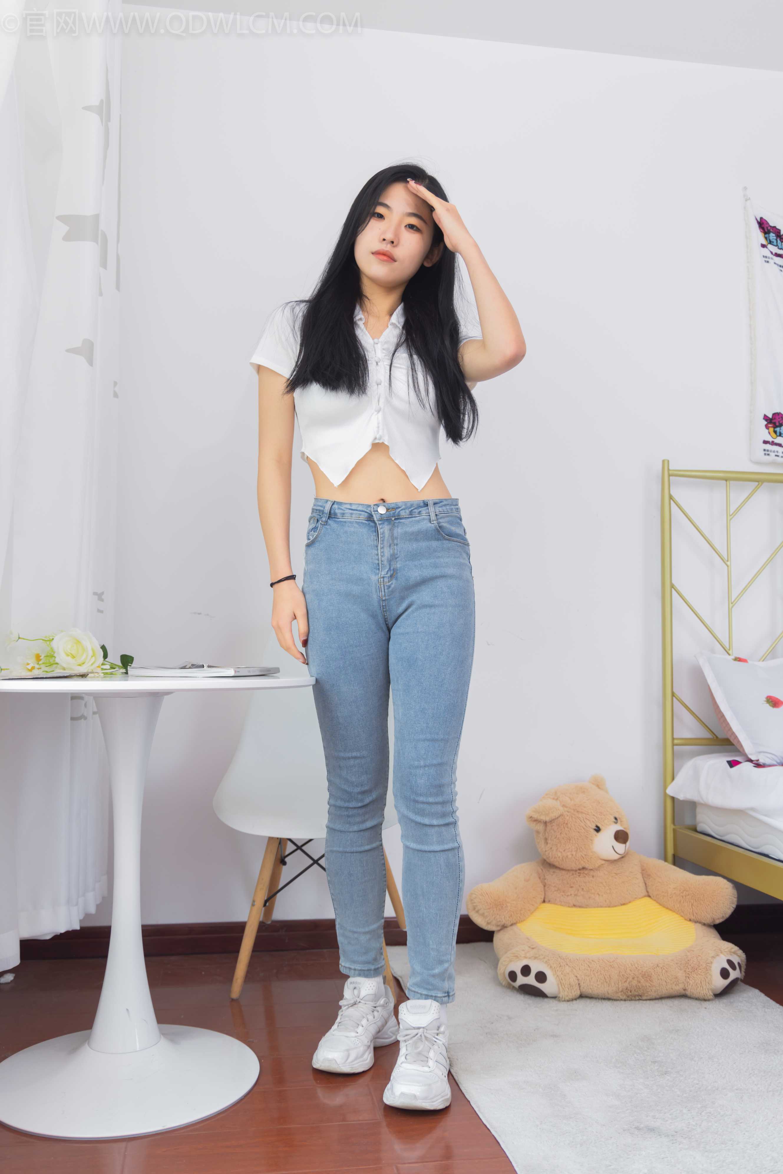 物恋传媒 NO.1398 穗穗-时光岁月 [154P+1V／3.75GB]